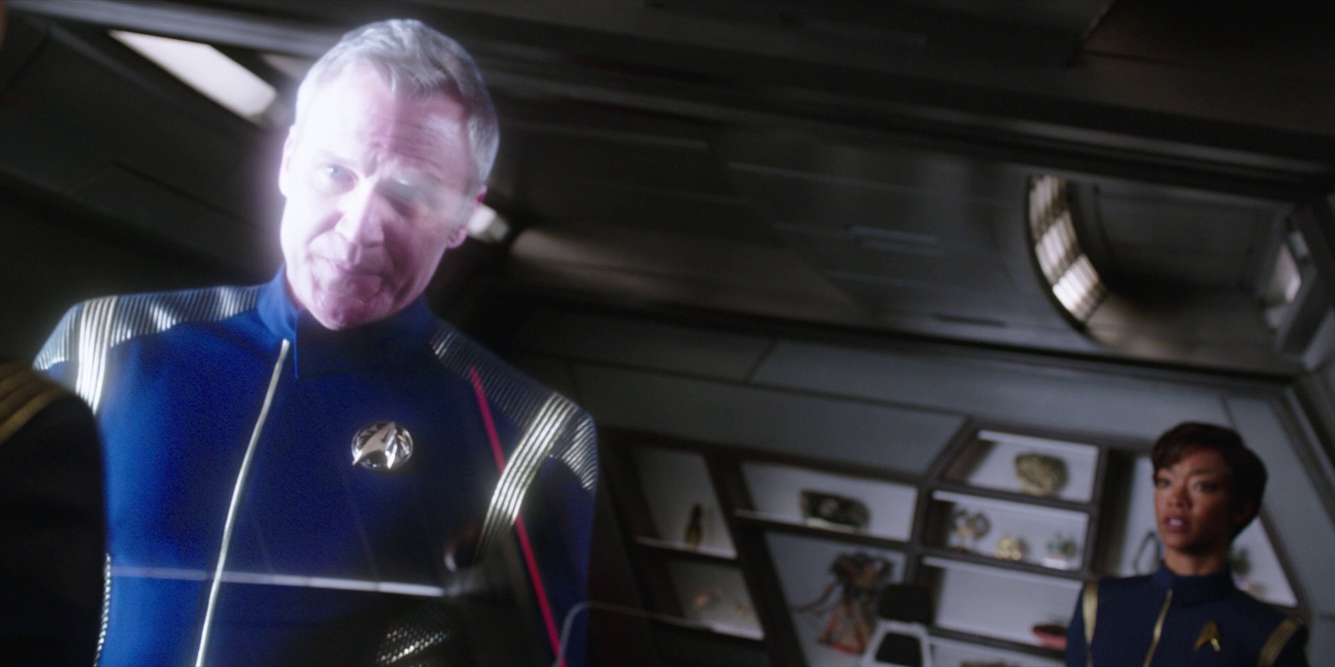 extant_StarTrekDiscovery_1x01-AVulcanHello_3341.jpg