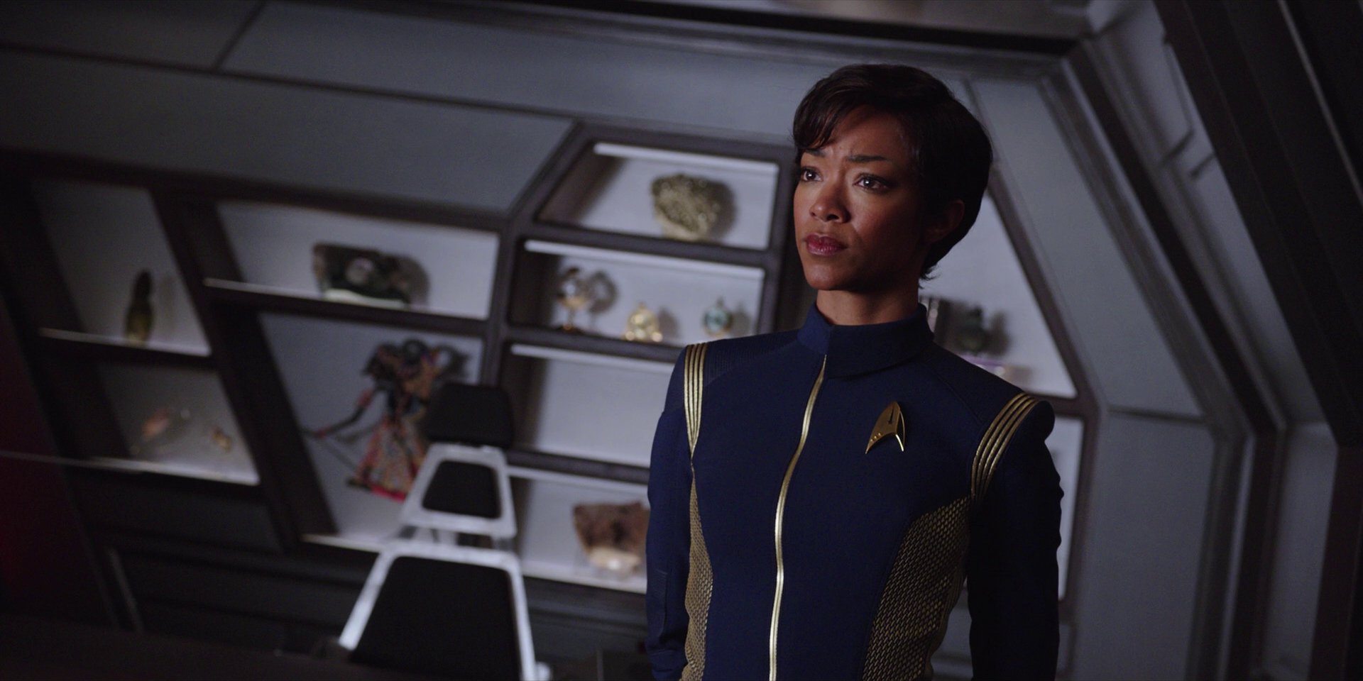 extant_StarTrekDiscovery_1x01-AVulcanHello_3348.jpg