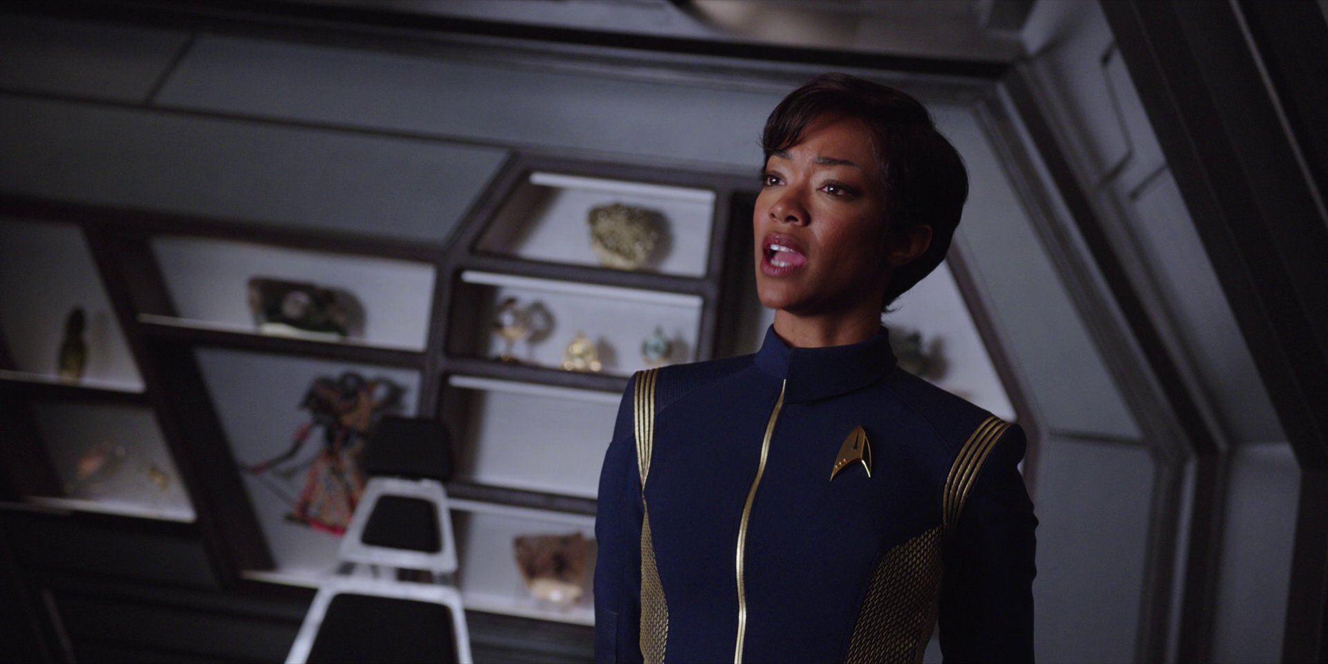 extant_StarTrekDiscovery_1x01-AVulcanHello_3350.jpg
