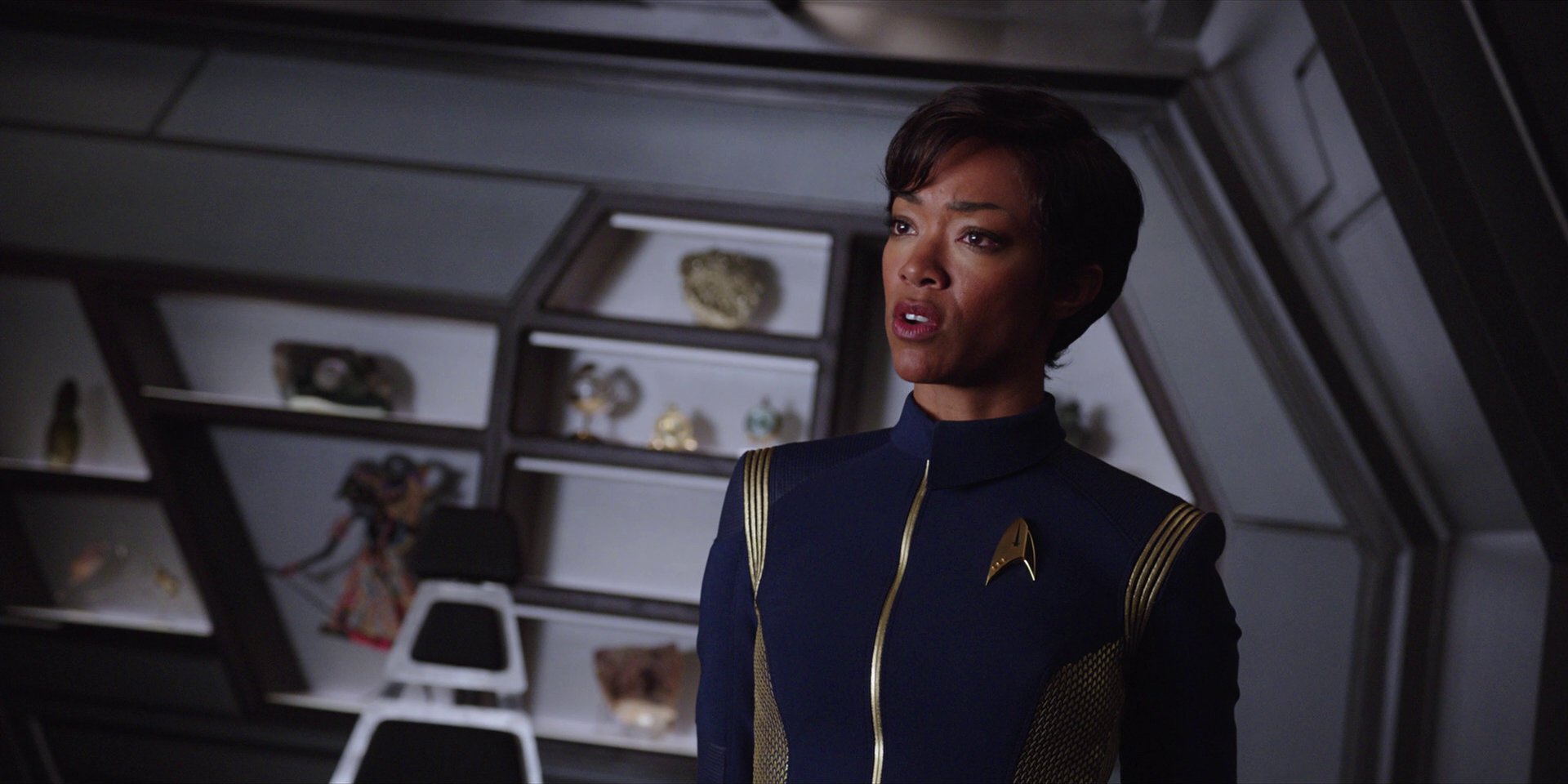 extant_StarTrekDiscovery_1x01-AVulcanHello_3351.jpg