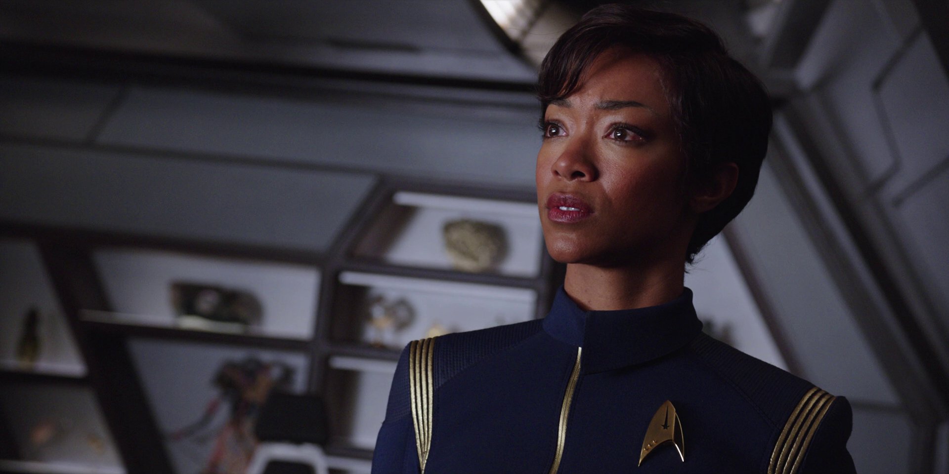 extant_StarTrekDiscovery_1x01-AVulcanHello_3384.jpg