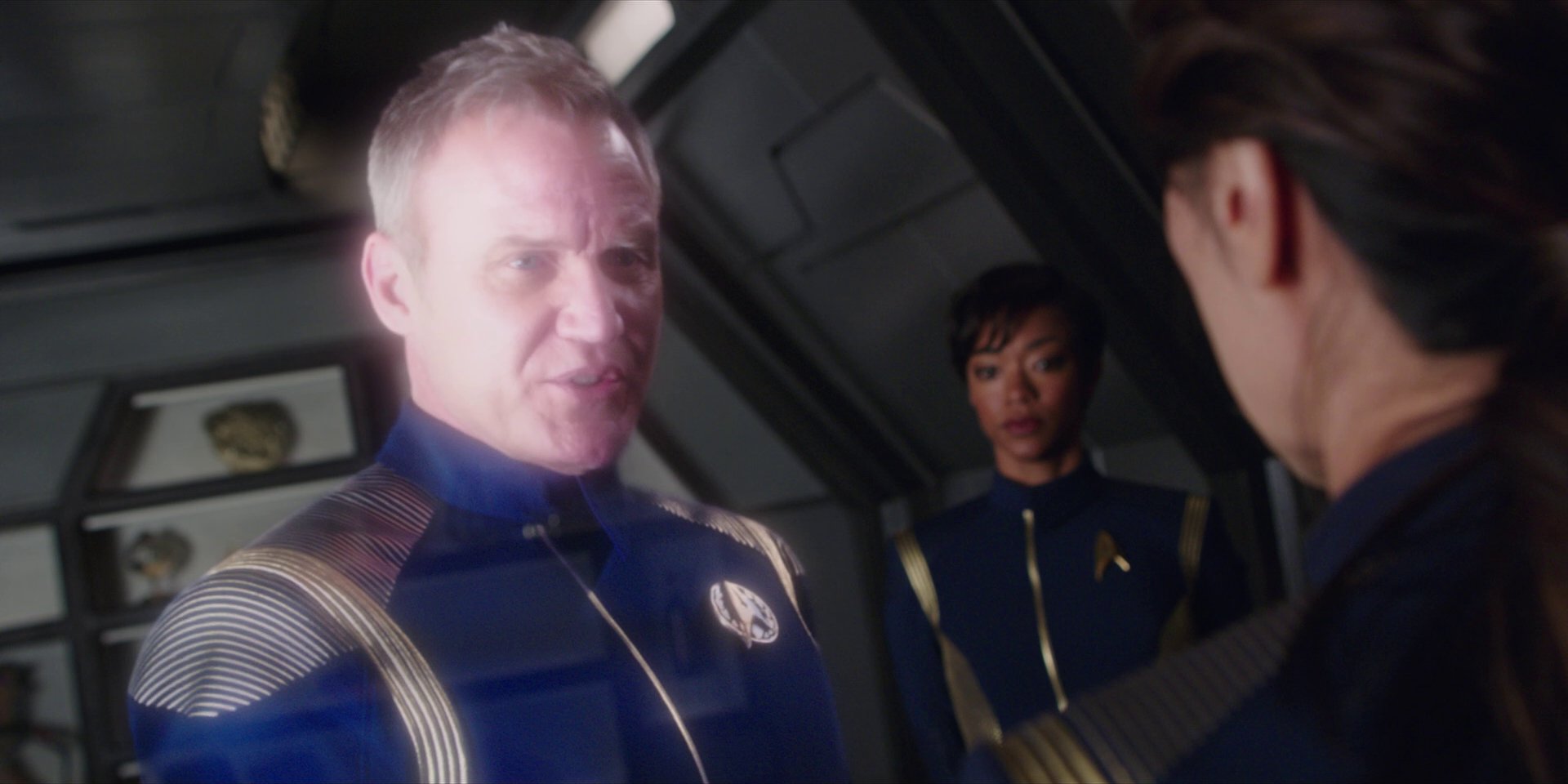 extant_StarTrekDiscovery_1x01-AVulcanHello_3401.jpg