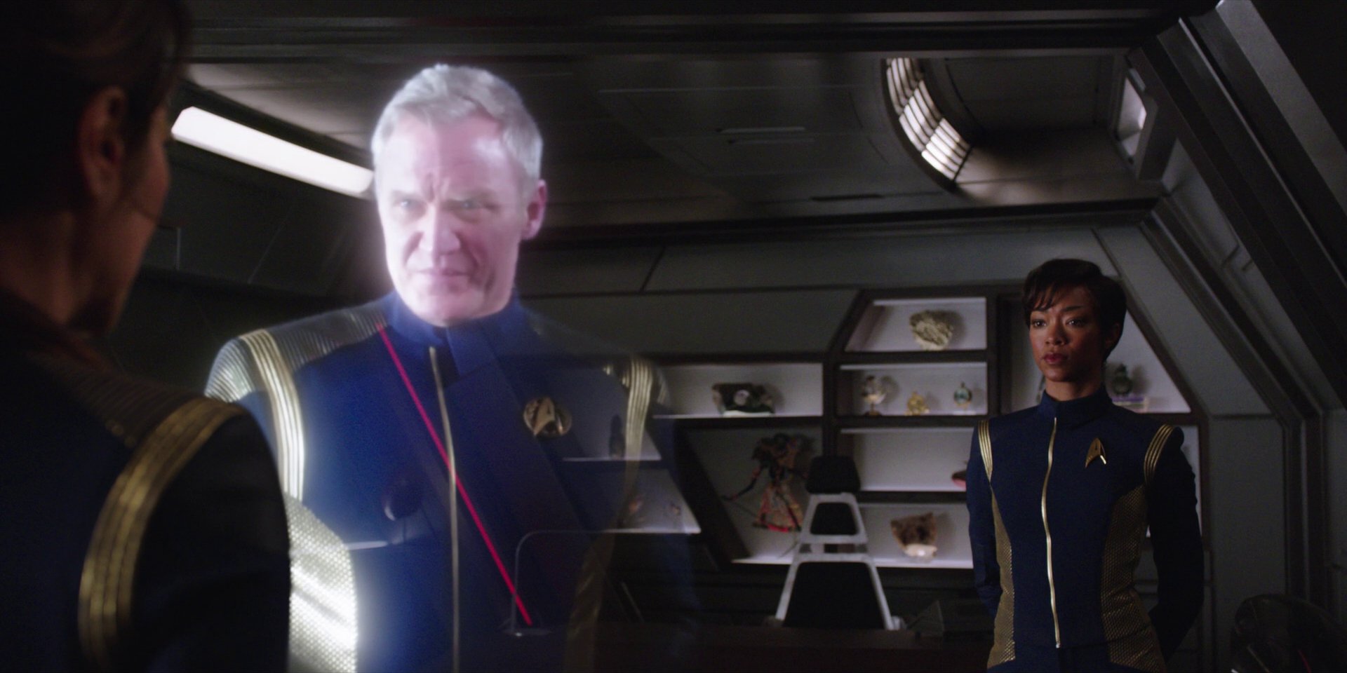 extant_StarTrekDiscovery_1x01-AVulcanHello_3415.jpg