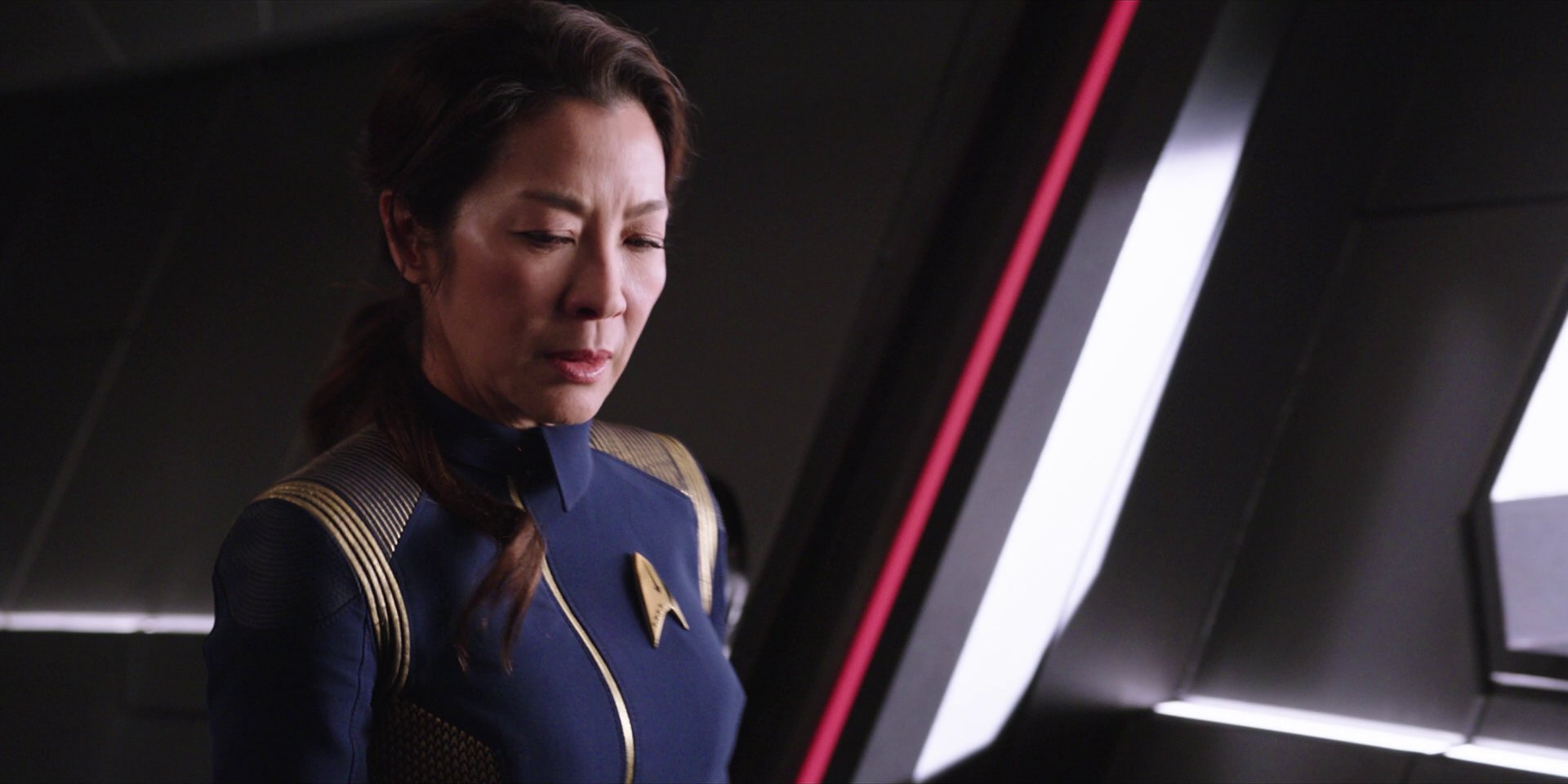 extant_StarTrekDiscovery_1x01-AVulcanHello_3427.jpg