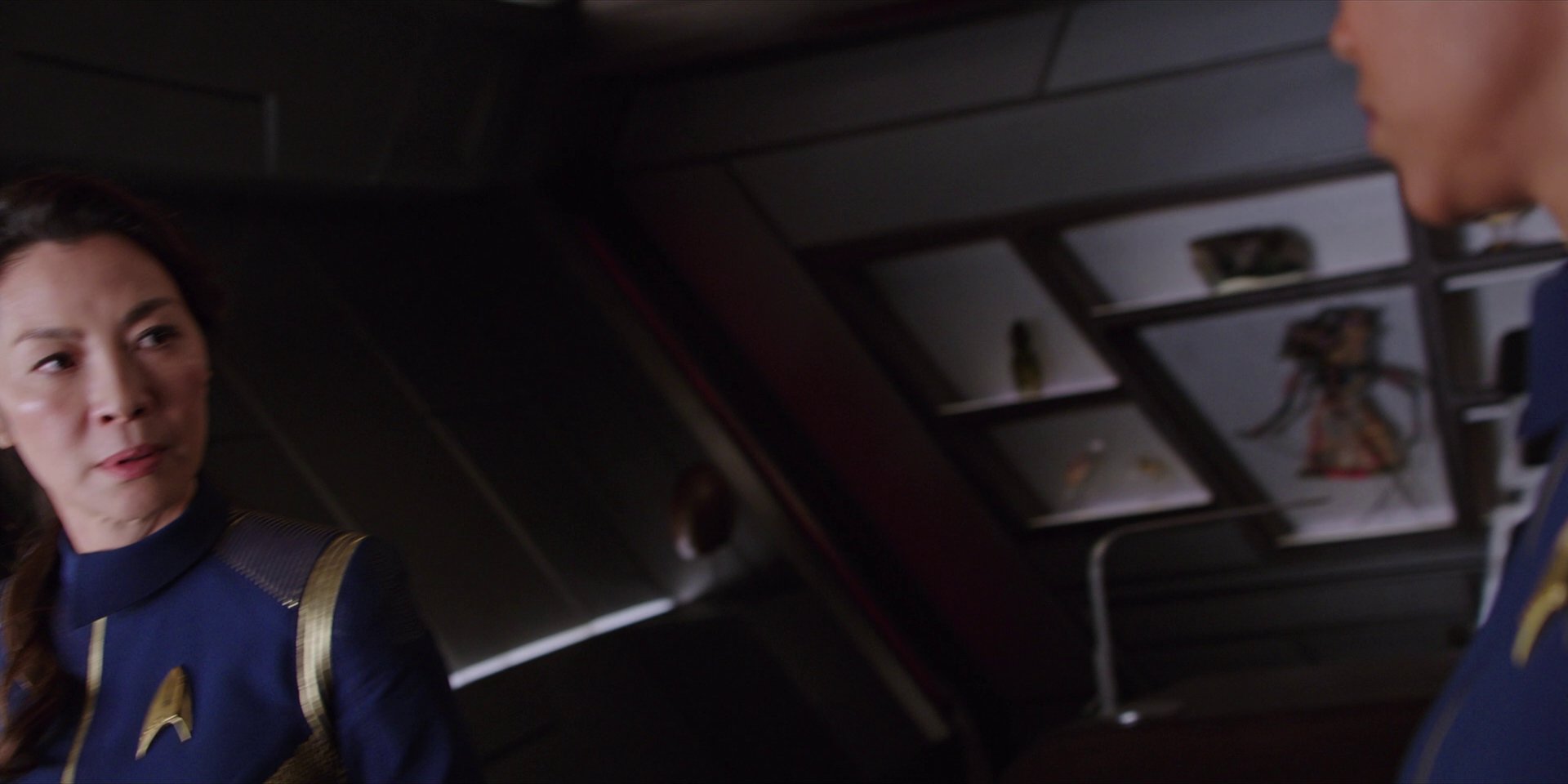 extant_StarTrekDiscovery_1x01-AVulcanHello_3441.jpg