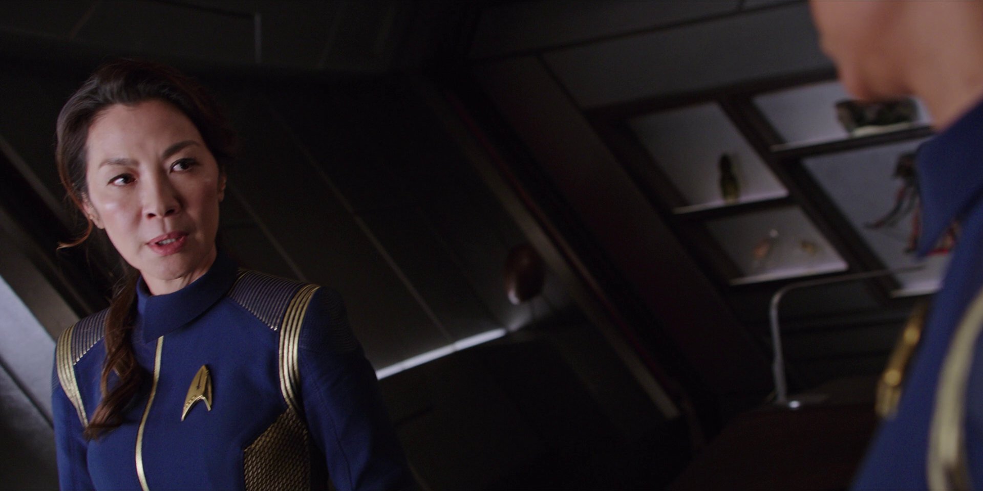 extant_StarTrekDiscovery_1x01-AVulcanHello_3442.jpg
