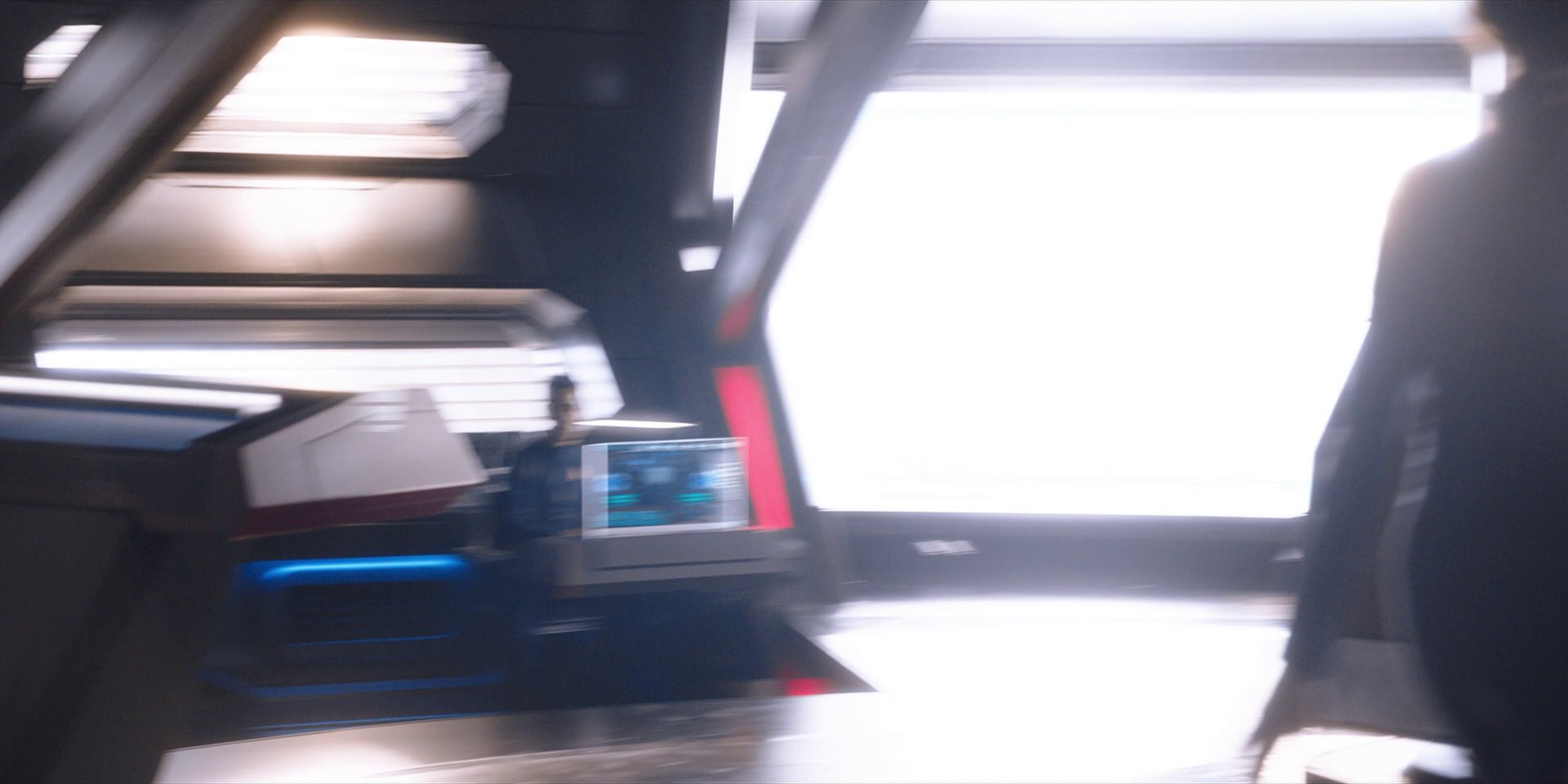 extant_StarTrekDiscovery_1x01-AVulcanHello_3513.jpg