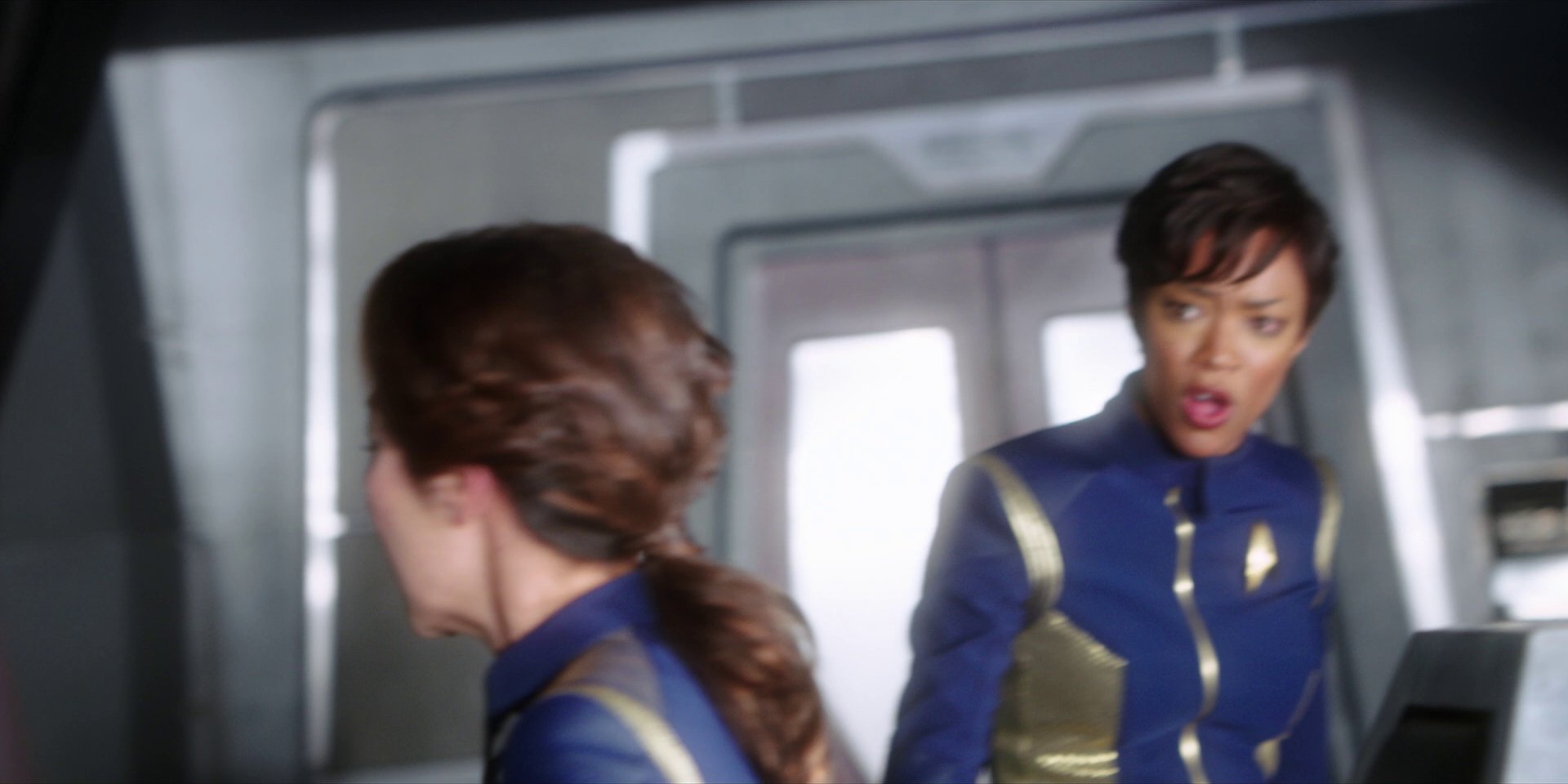 extant_StarTrekDiscovery_1x01-AVulcanHello_3588.jpg