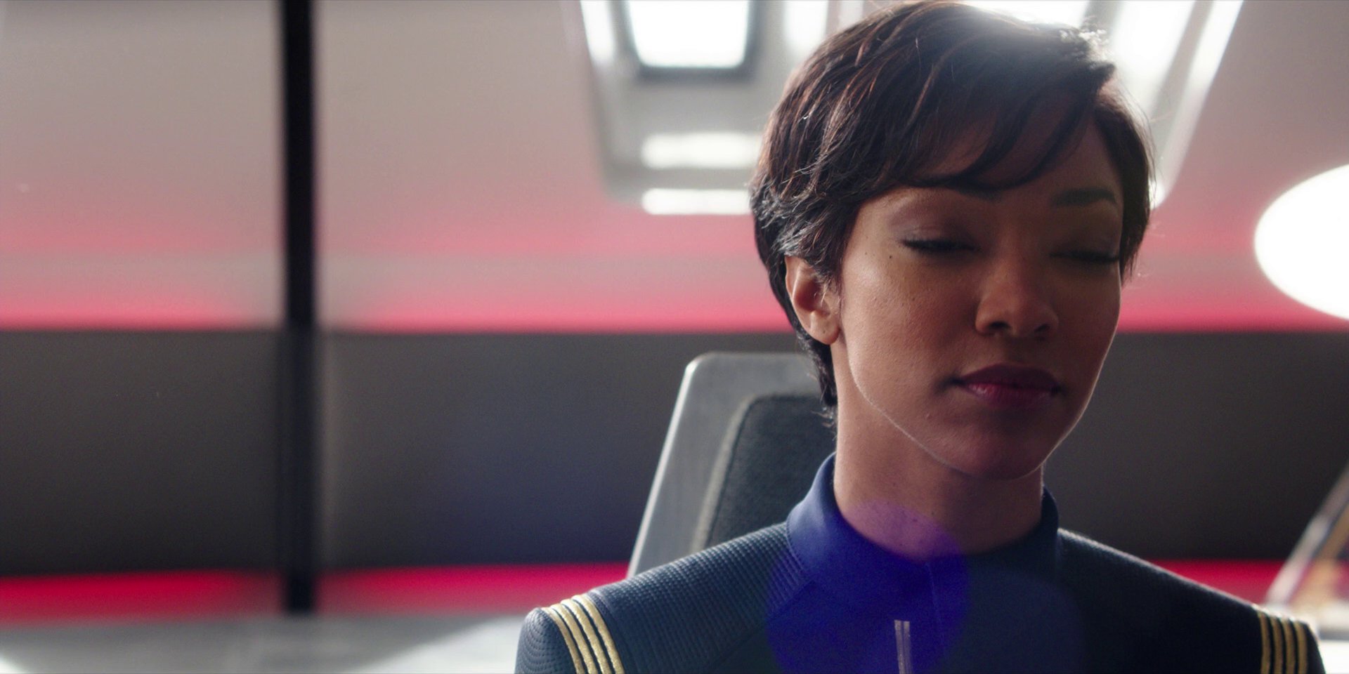extant_StarTrekDiscovery_1x01-AVulcanHello_3752.jpg