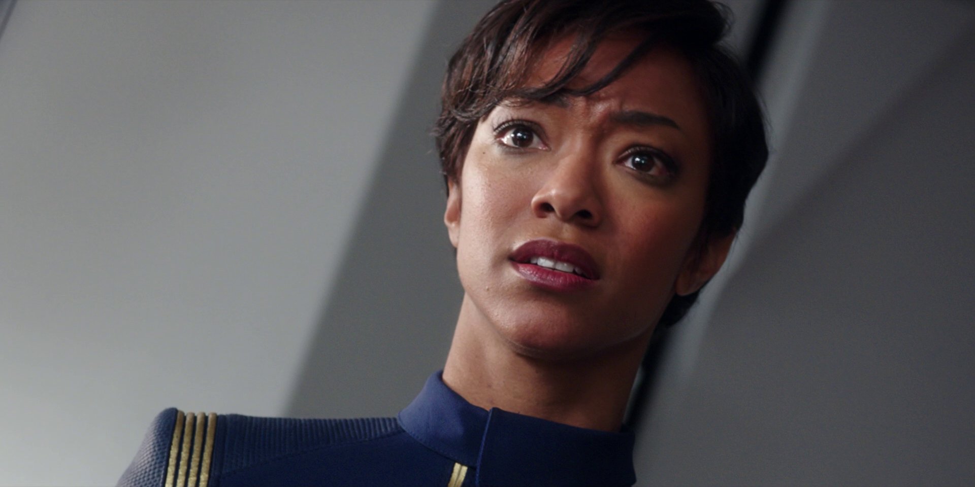 extant_StarTrekDiscovery_1x01-AVulcanHello_3880.jpg