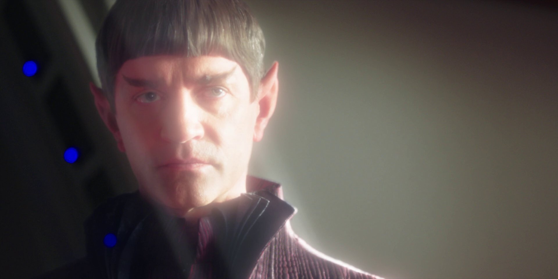 extant_StarTrekDiscovery_1x01-AVulcanHello_3900.jpg