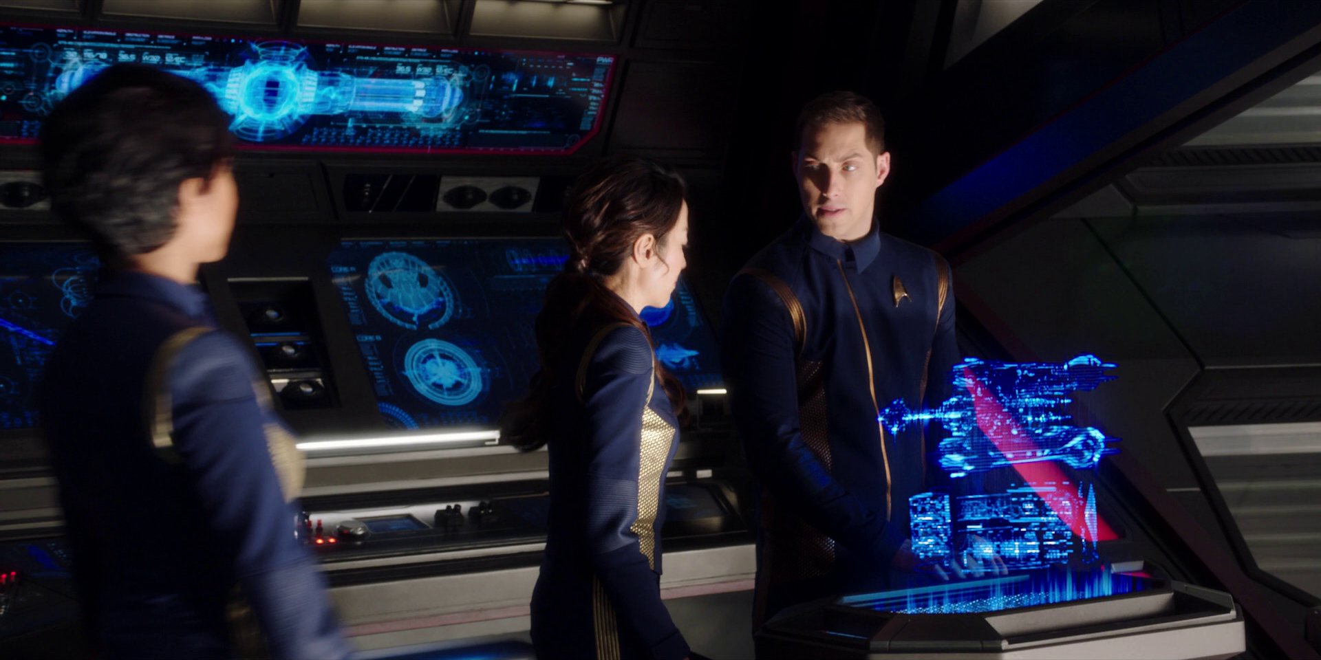 extant_StarTrekDiscovery_1x01-AVulcanHello_3919.jpg