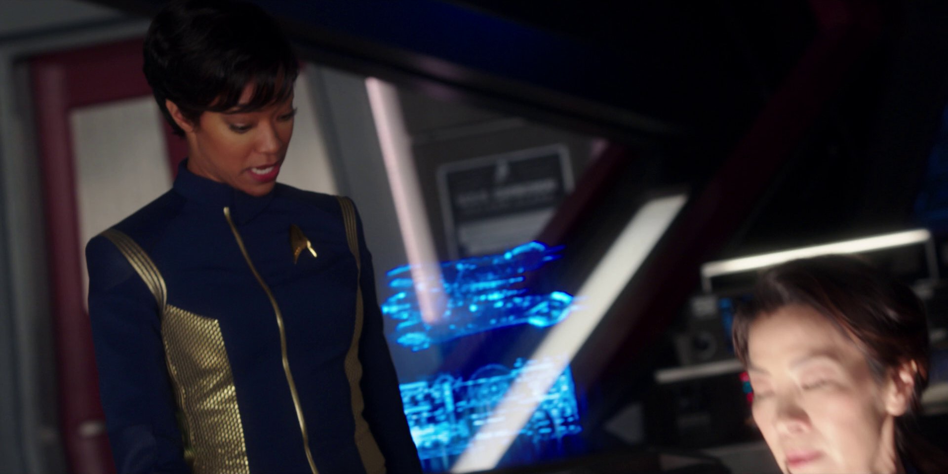 extant_StarTrekDiscovery_1x01-AVulcanHello_3938.jpg
