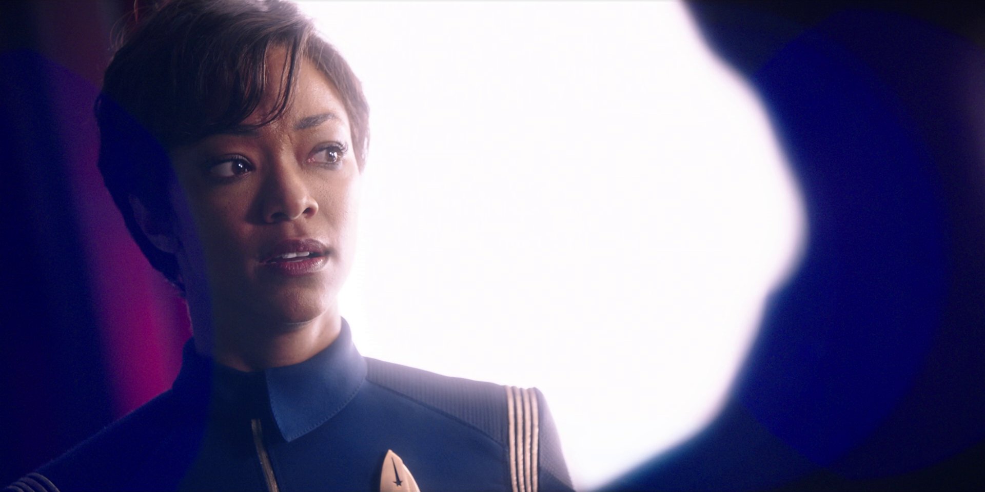extant_StarTrekDiscovery_1x01-AVulcanHello_4049.jpg