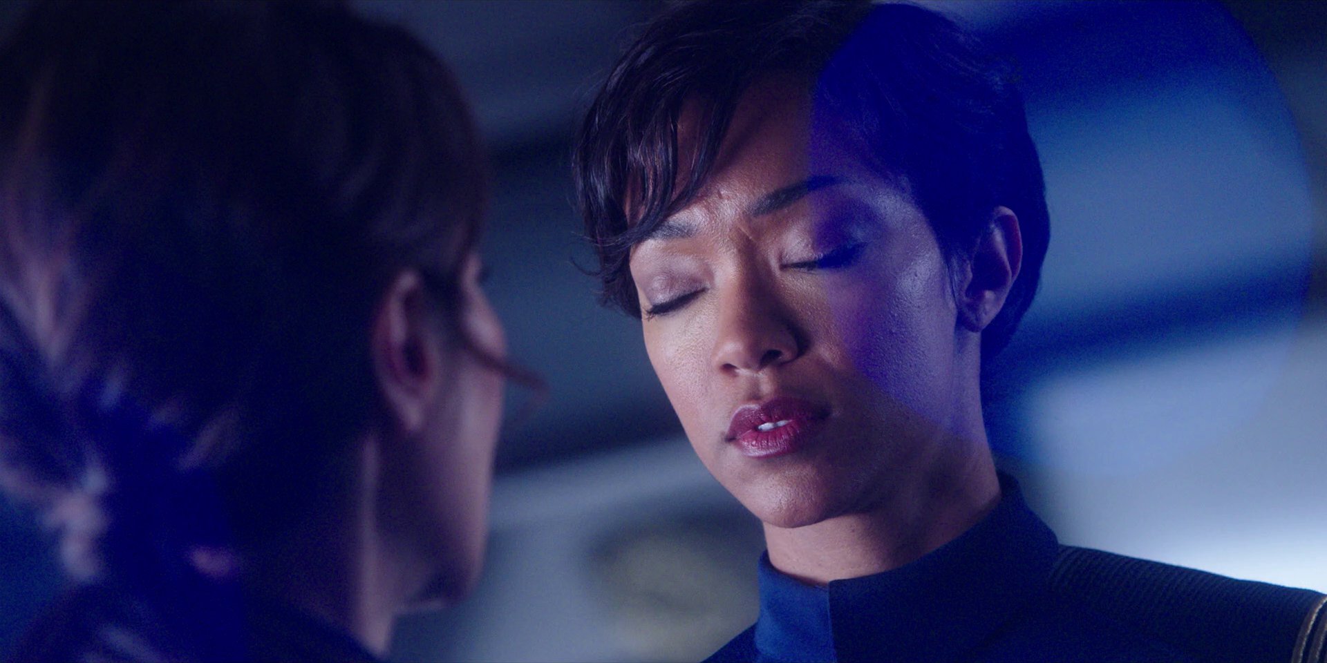 extant_StarTrekDiscovery_1x01-AVulcanHello_4189.jpg