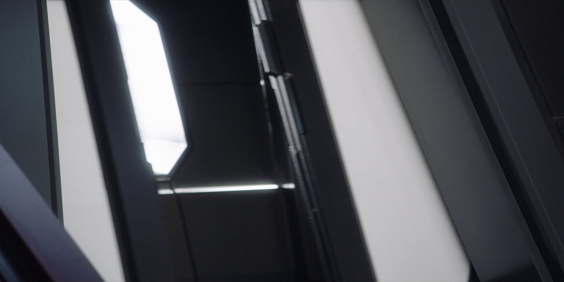 extant_StarTrekDiscovery_1x01-AVulcanHello_4221.jpg