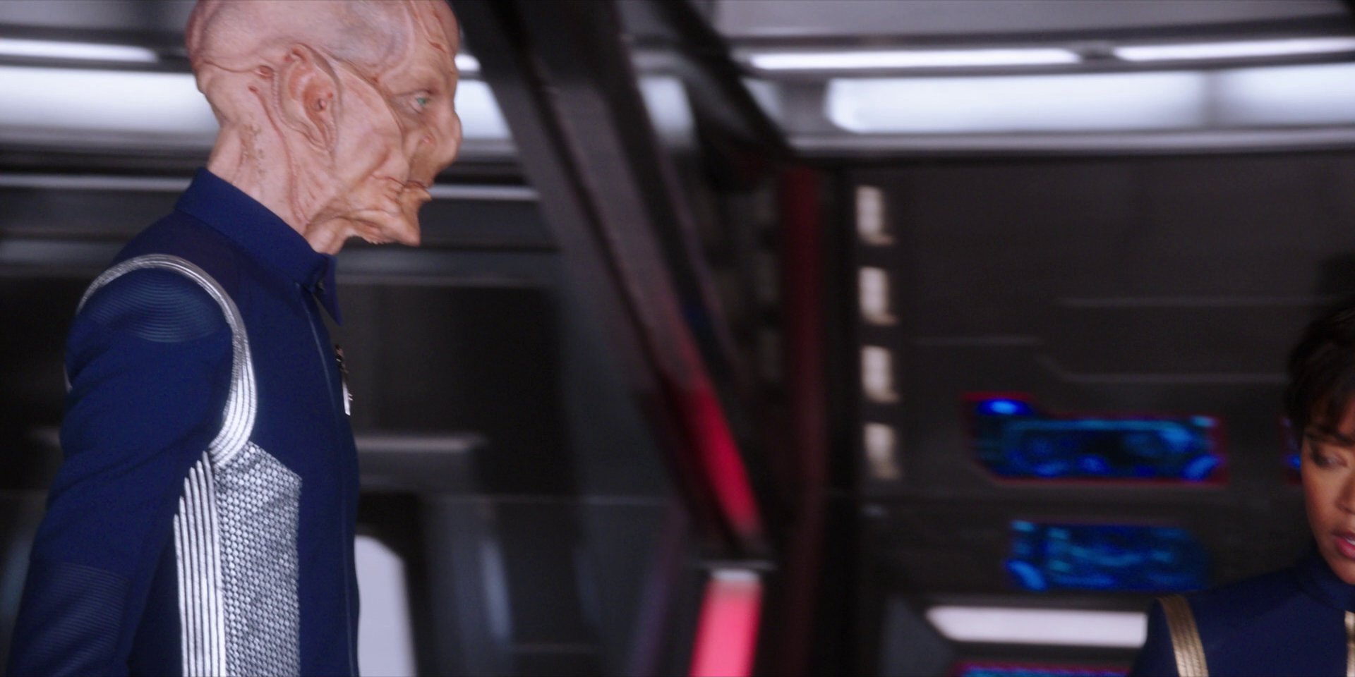 extant_StarTrekDiscovery_1x01-AVulcanHello_4287.jpg