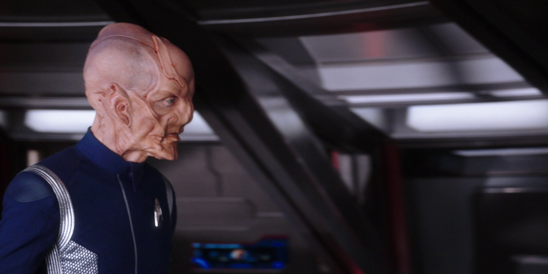 extant_StarTrekDiscovery_1x01-AVulcanHello_4290.jpg