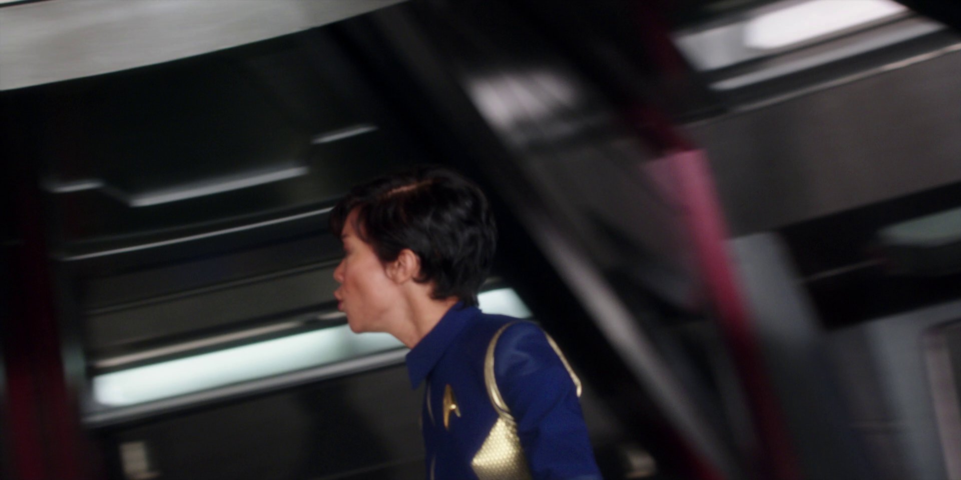 extant_StarTrekDiscovery_1x01-AVulcanHello_4310.jpg