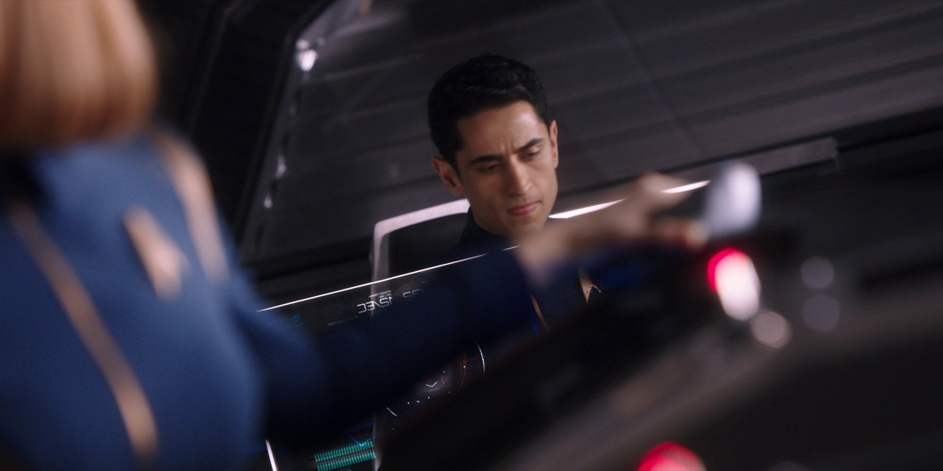 extant_StarTrekDiscovery_1x01-AVulcanHello_4315.jpg