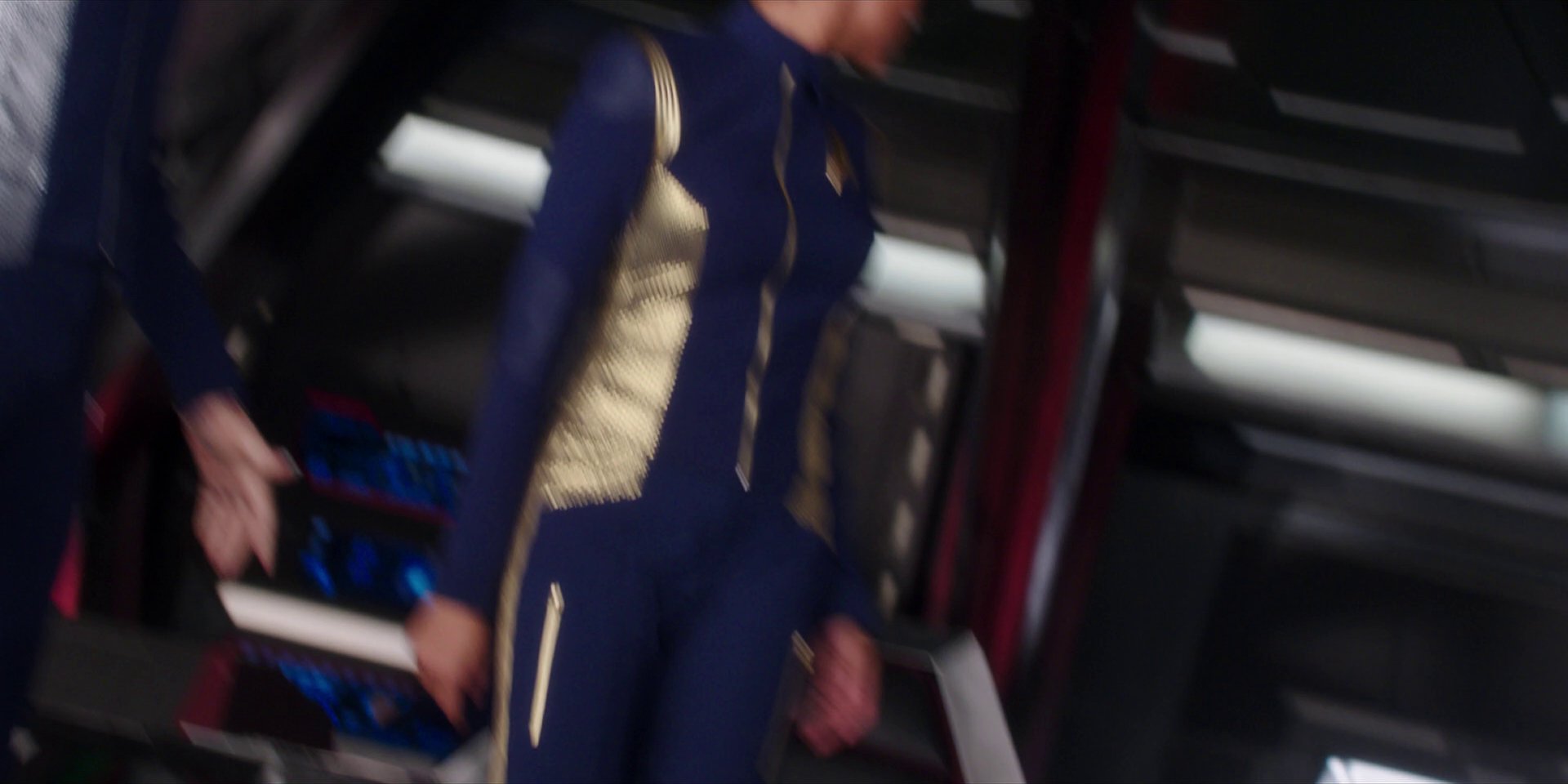 extant_StarTrekDiscovery_1x01-AVulcanHello_4321.jpg