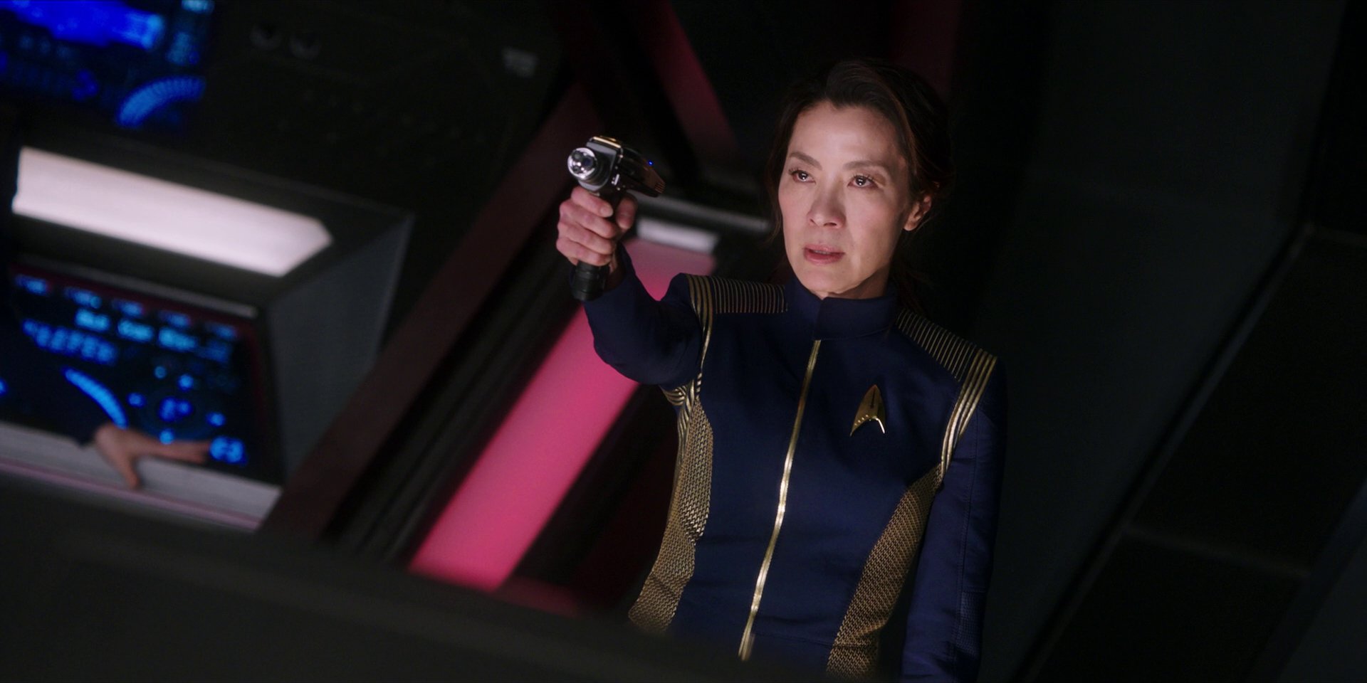extant_StarTrekDiscovery_1x01-AVulcanHello_4339.jpg