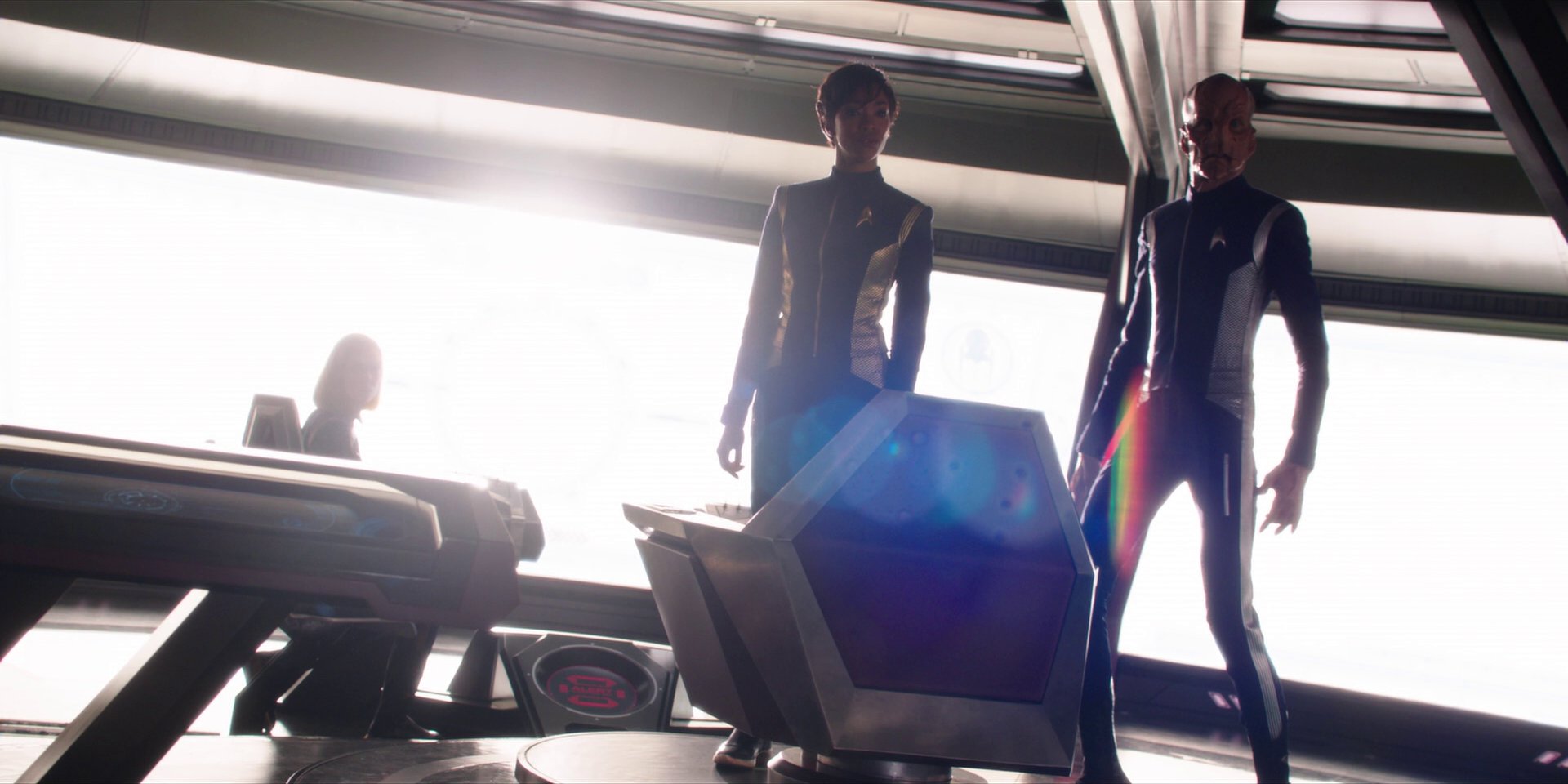 extant_StarTrekDiscovery_1x01-AVulcanHello_4344.jpg