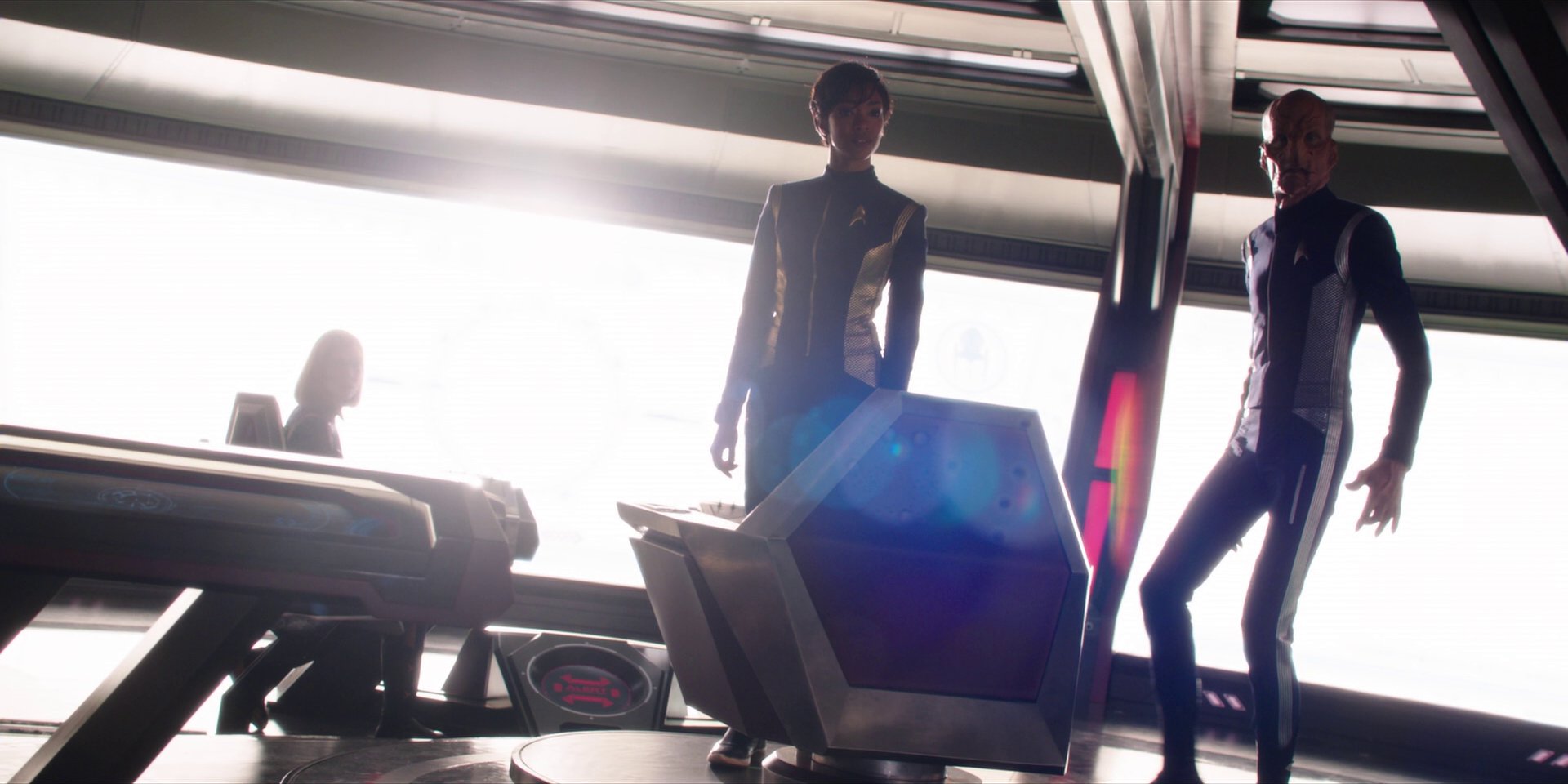 extant_StarTrekDiscovery_1x01-AVulcanHello_4346.jpg