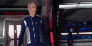 extant_StarTrekDiscovery_1x01-AVulcanHello_4244.jpg