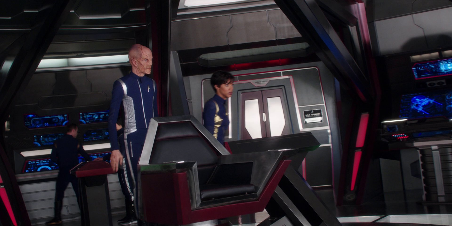 extant_StarTrekDiscovery_1x02-BattleAtTheBinaryStars_0003.jpg