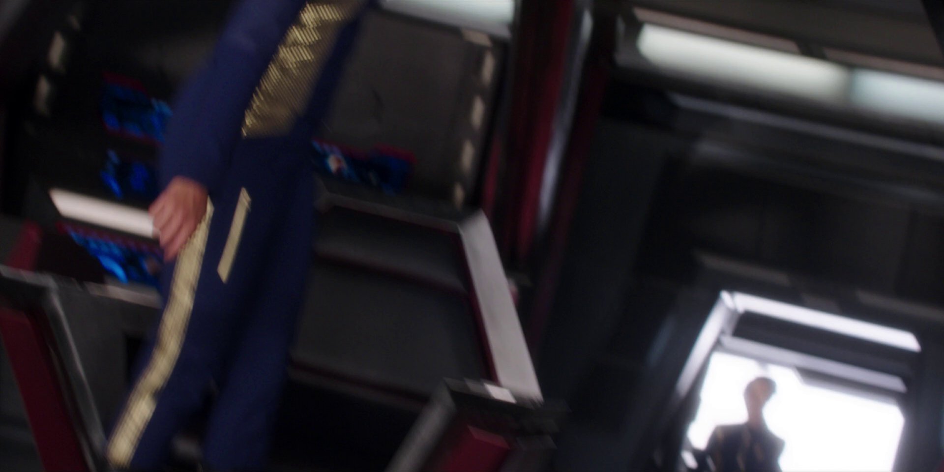 extant_StarTrekDiscovery_1x02-BattleAtTheBinaryStars_0015.jpg