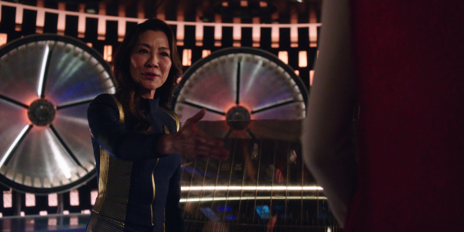 extant_StarTrekDiscovery_1x02-BattleAtTheBinaryStars_0103.jpg