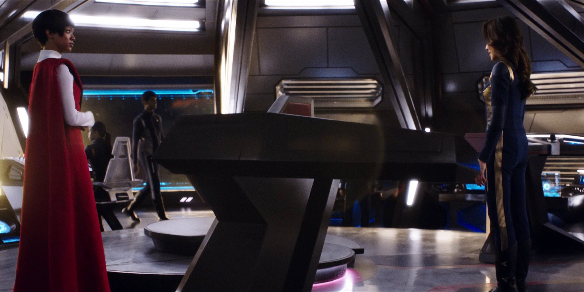 extant_StarTrekDiscovery_1x02-BattleAtTheBinaryStars_0327.jpg