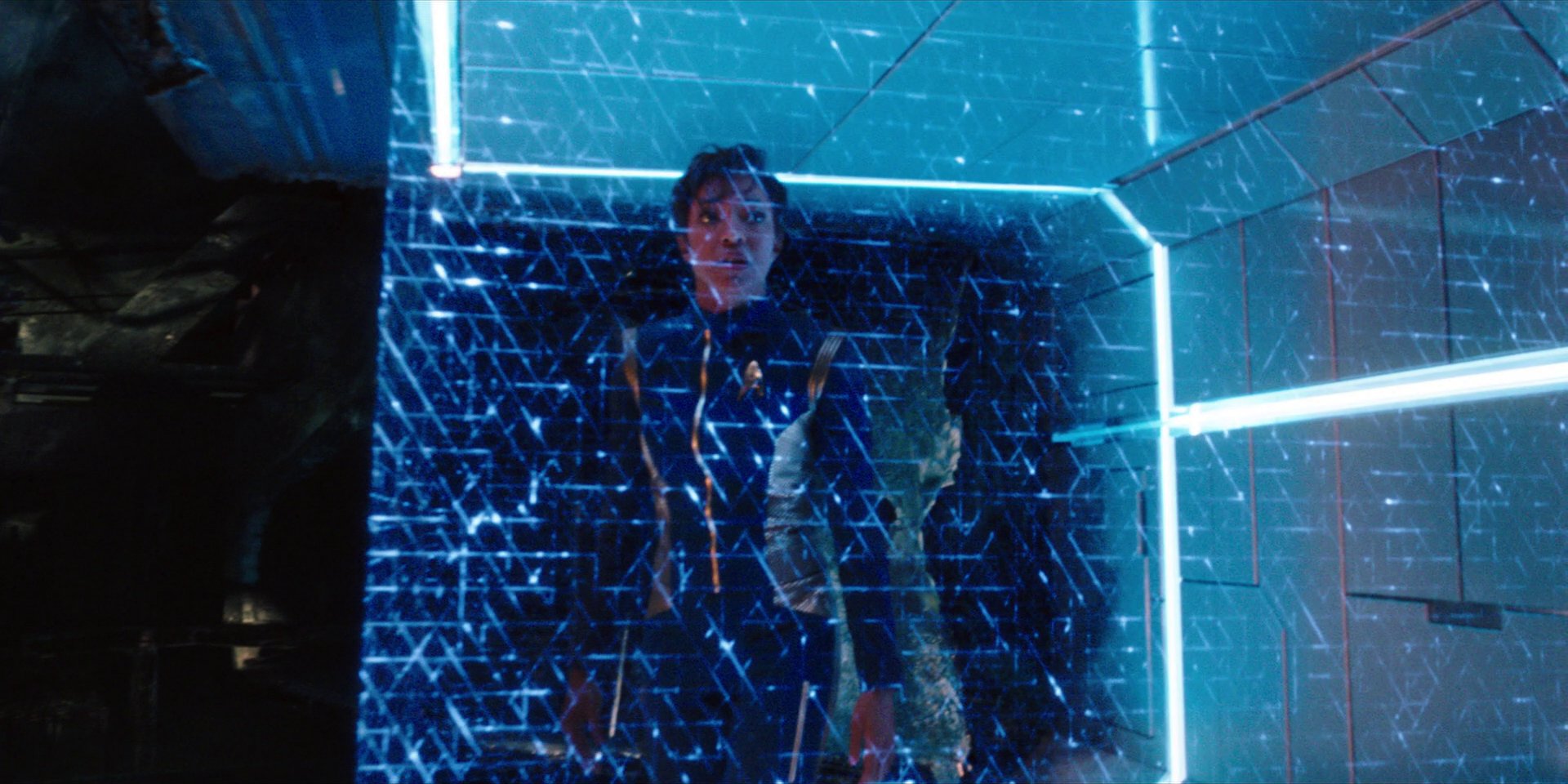 extant_StarTrekDiscovery_1x02-BattleAtTheBinaryStars_1551.jpg