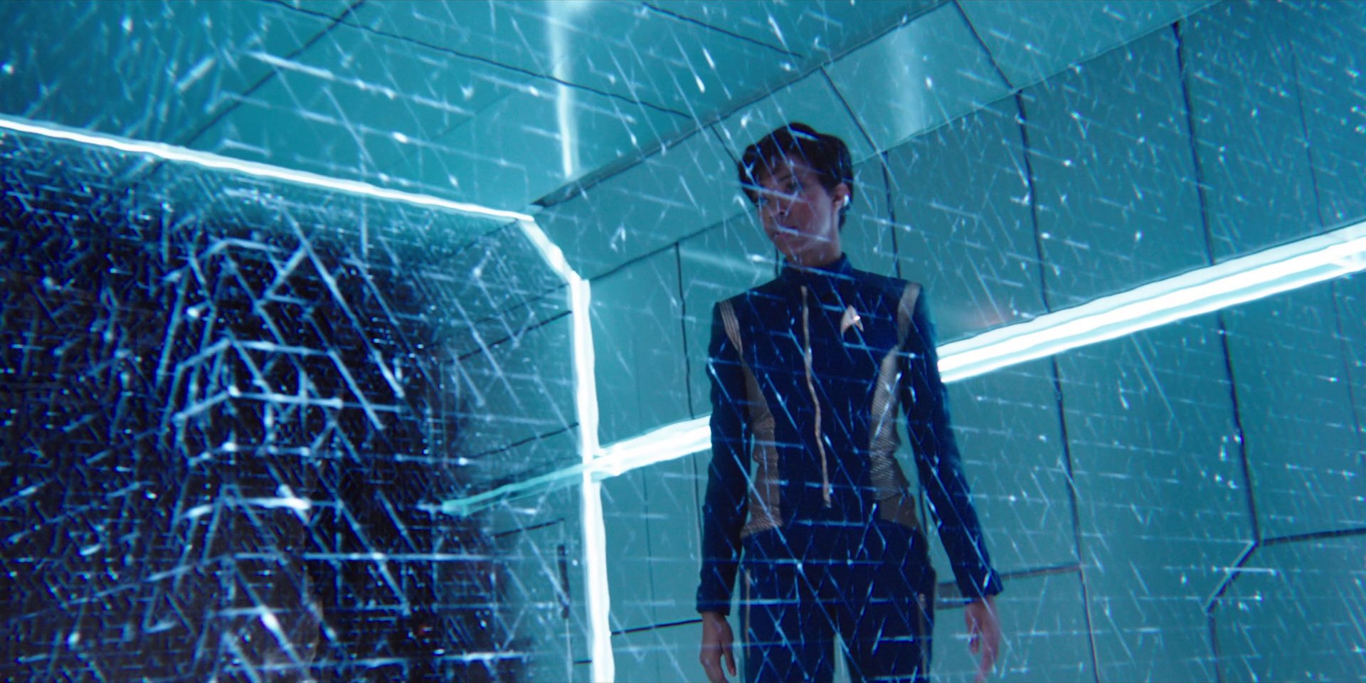 extant_StarTrekDiscovery_1x02-BattleAtTheBinaryStars_1892.jpg