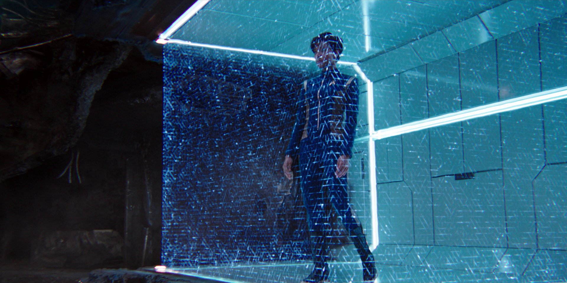 extant_StarTrekDiscovery_1x02-BattleAtTheBinaryStars_1897.jpg