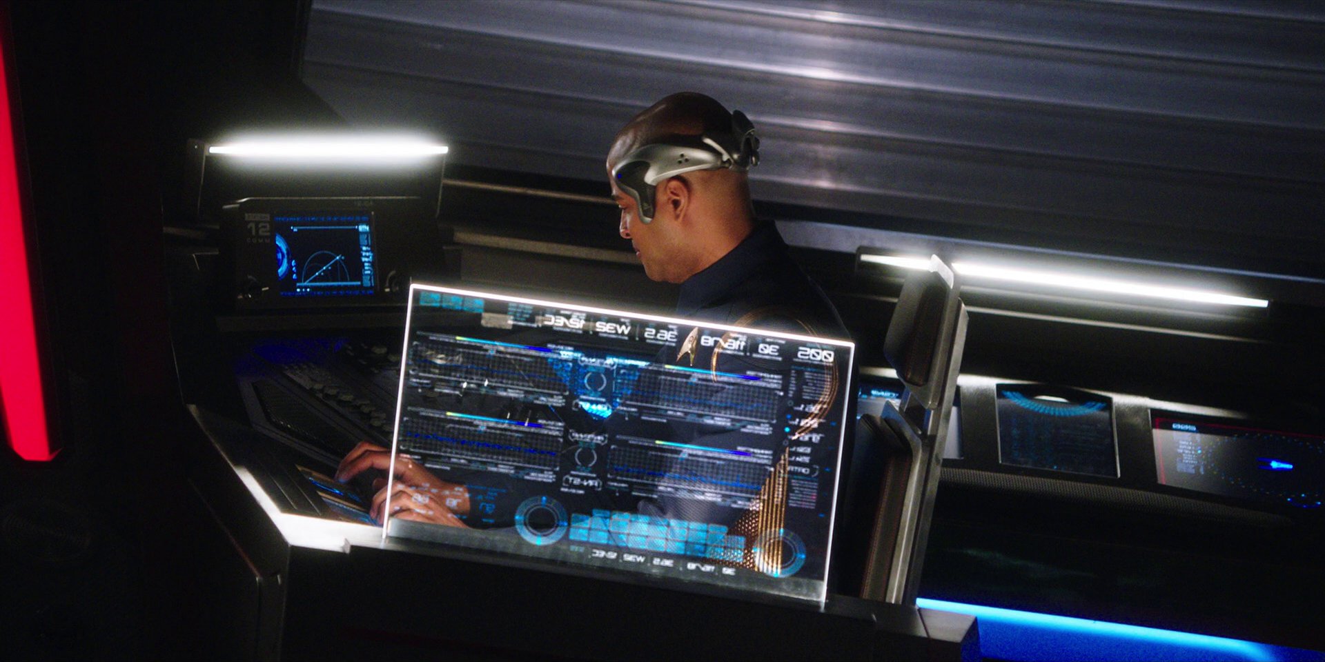 extant_StarTrekDiscovery_1x02-BattleAtTheBinaryStars_1931.jpg