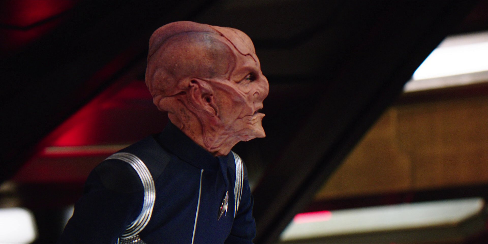 extant_StarTrekDiscovery_1x02-BattleAtTheBinaryStars_1977.jpg