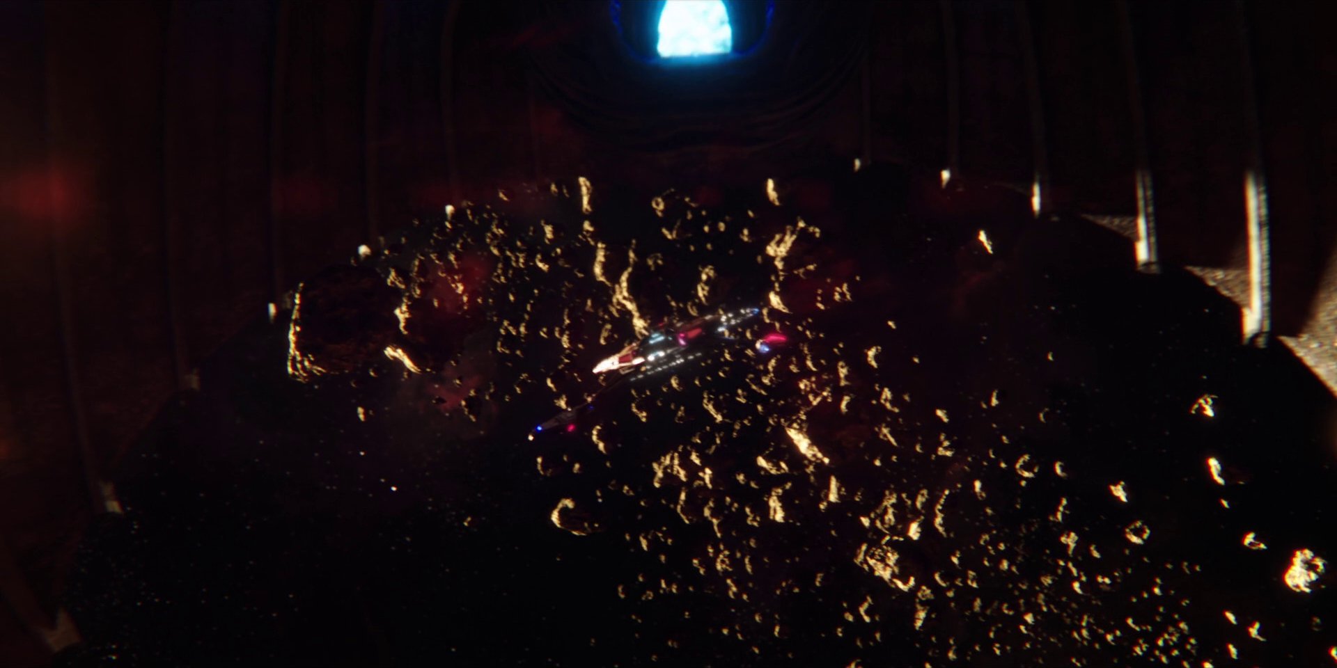 extant_StarTrekDiscovery_1x02-BattleAtTheBinaryStars_1989.jpg