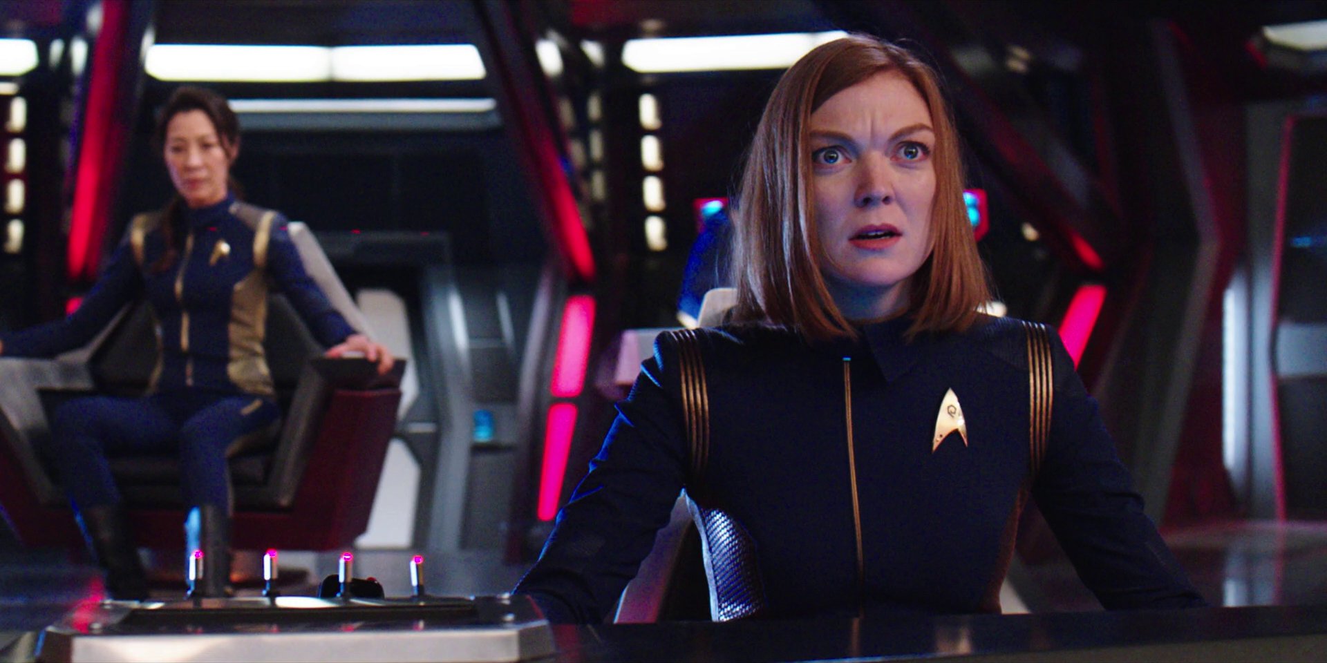extant_StarTrekDiscovery_1x02-BattleAtTheBinaryStars_2002.jpg