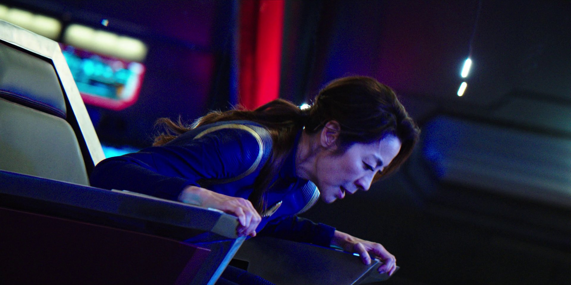 extant_StarTrekDiscovery_1x02-BattleAtTheBinaryStars_2069.jpg