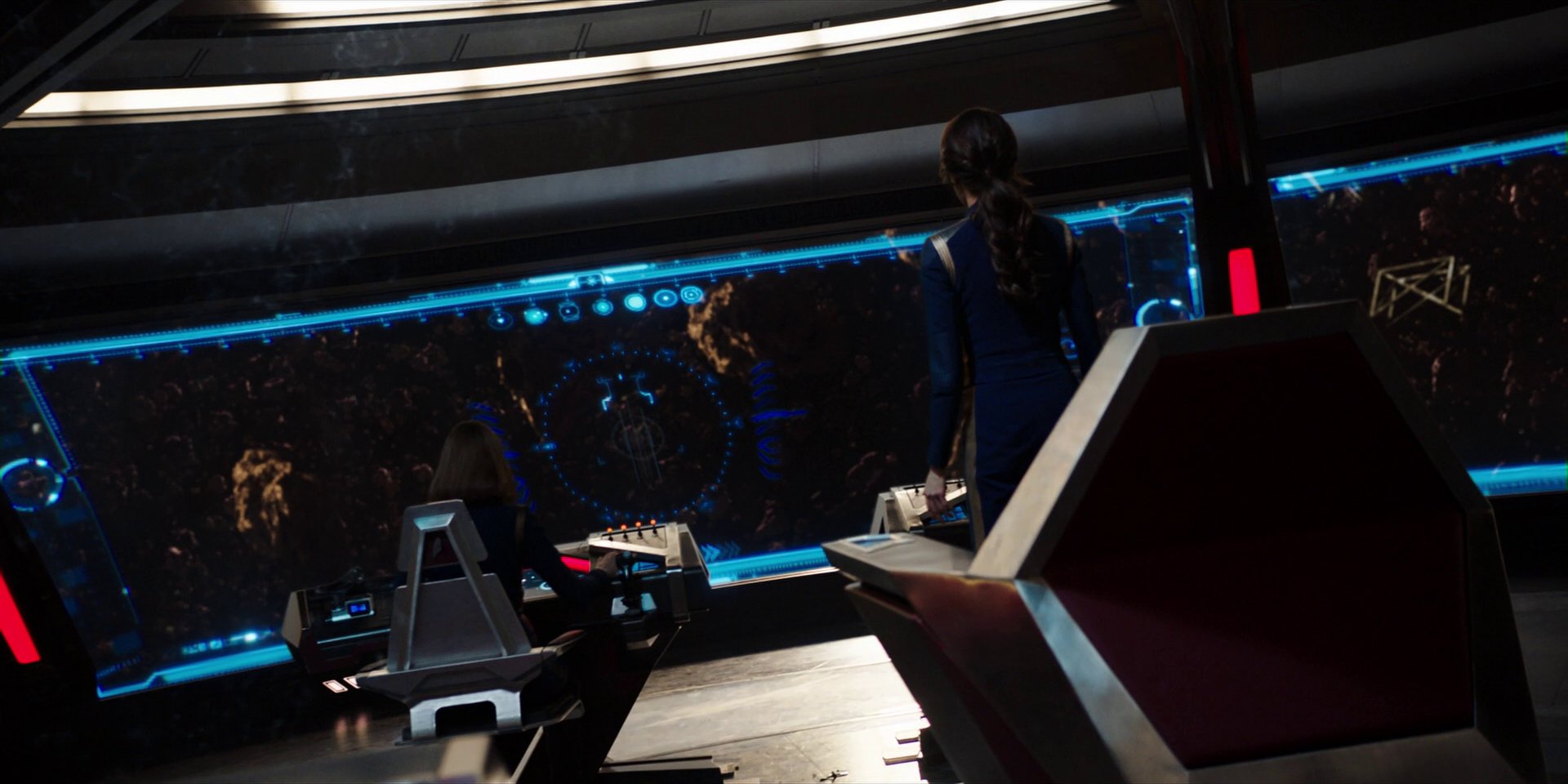 extant_StarTrekDiscovery_1x02-BattleAtTheBinaryStars_2288.jpg