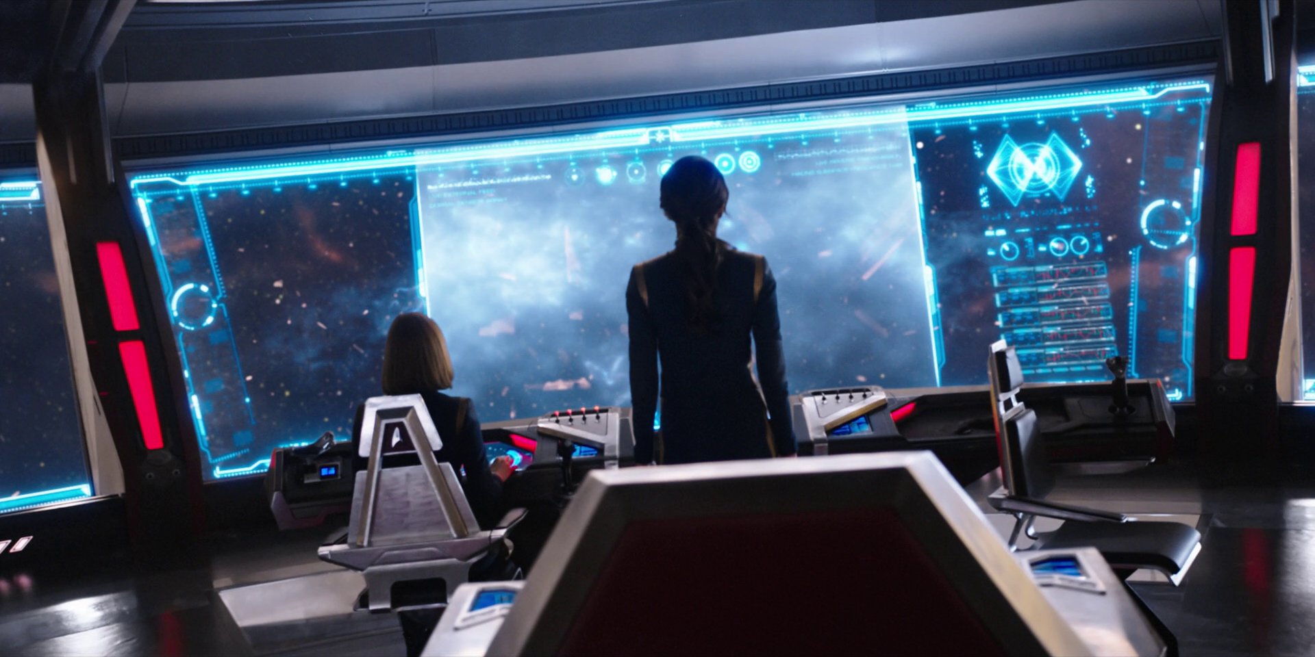 extant_StarTrekDiscovery_1x02-BattleAtTheBinaryStars_2428.jpg