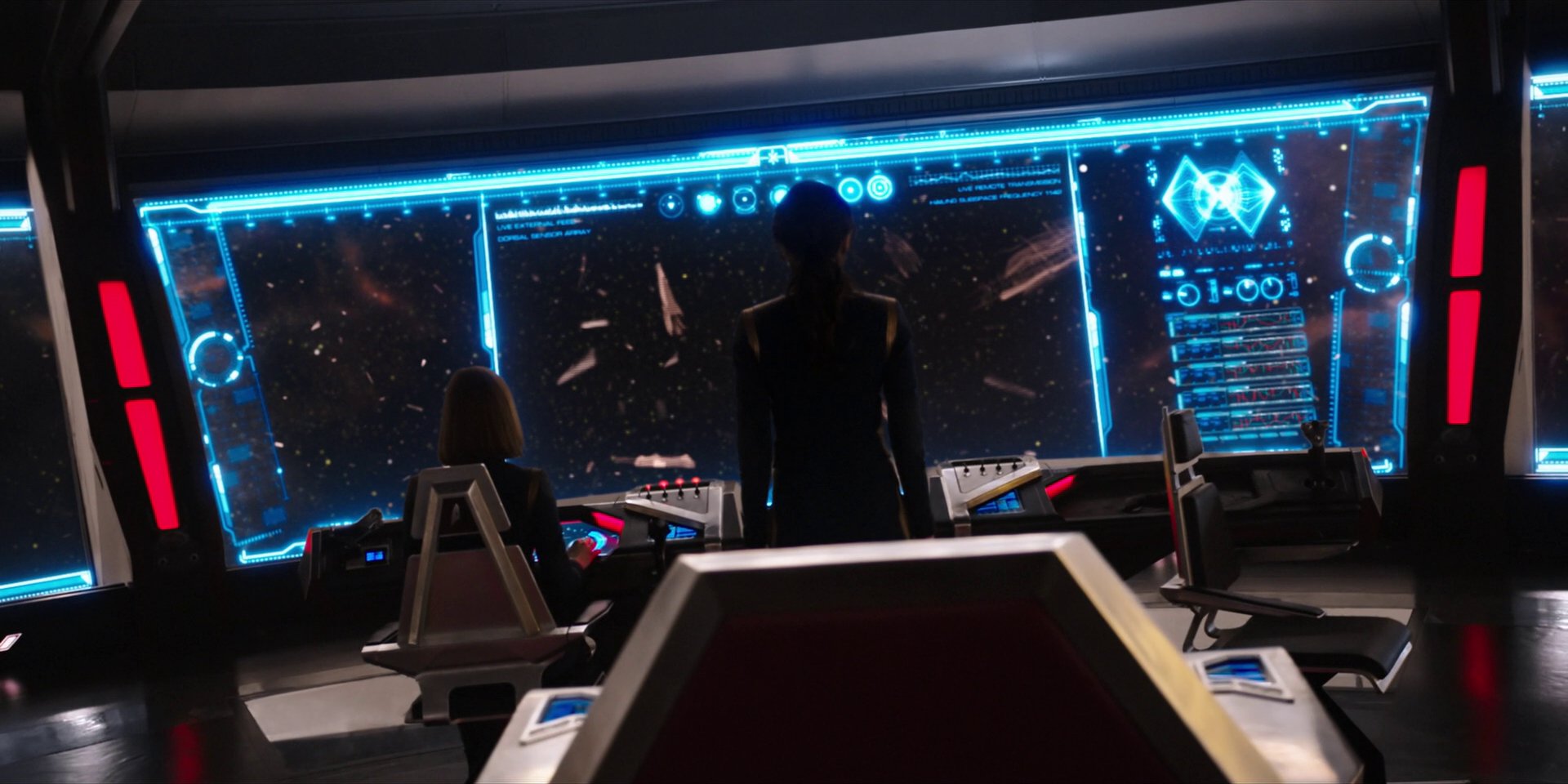 extant_StarTrekDiscovery_1x02-BattleAtTheBinaryStars_2432.jpg