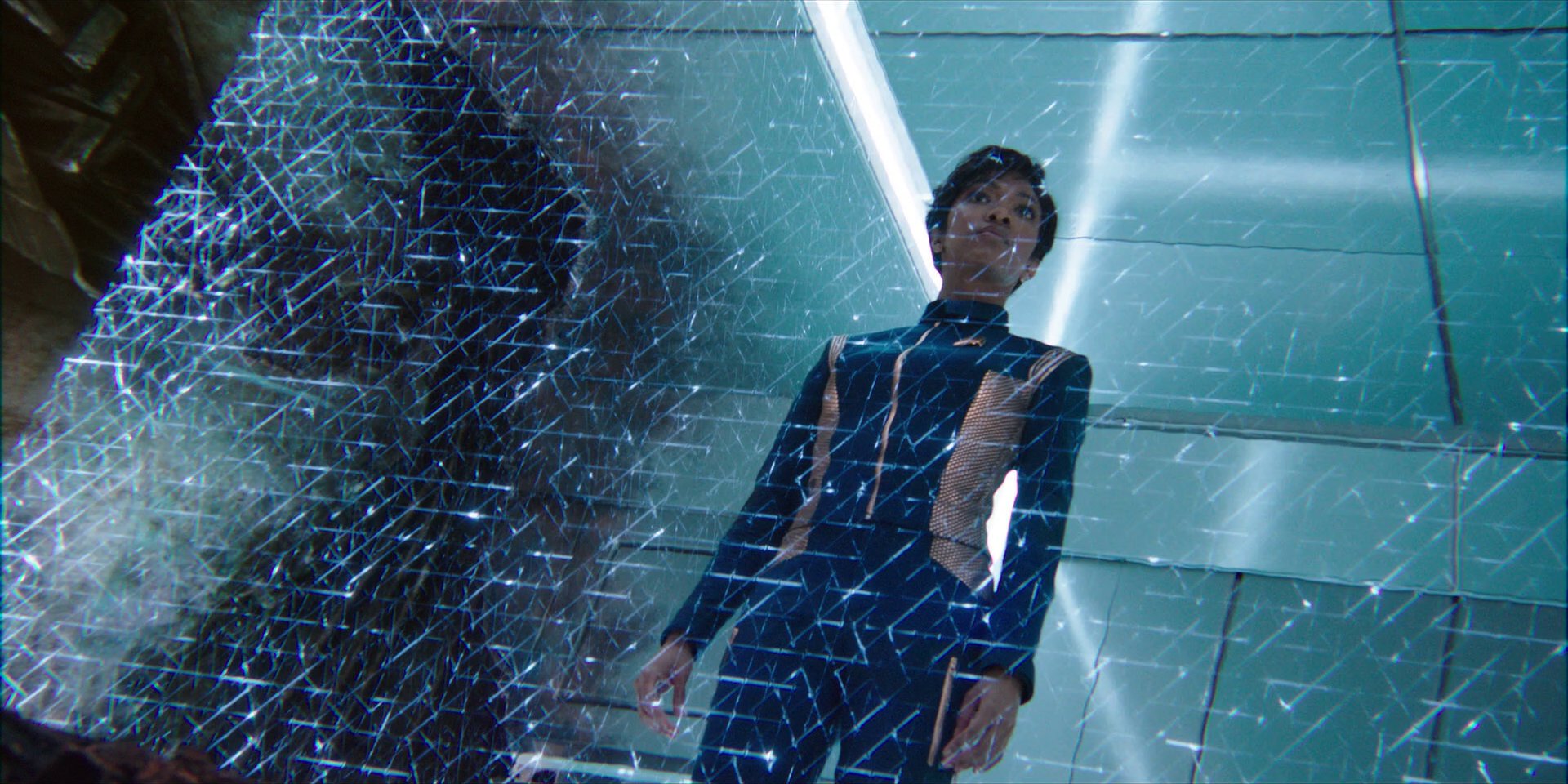 extant_StarTrekDiscovery_1x02-BattleAtTheBinaryStars_2668.jpg