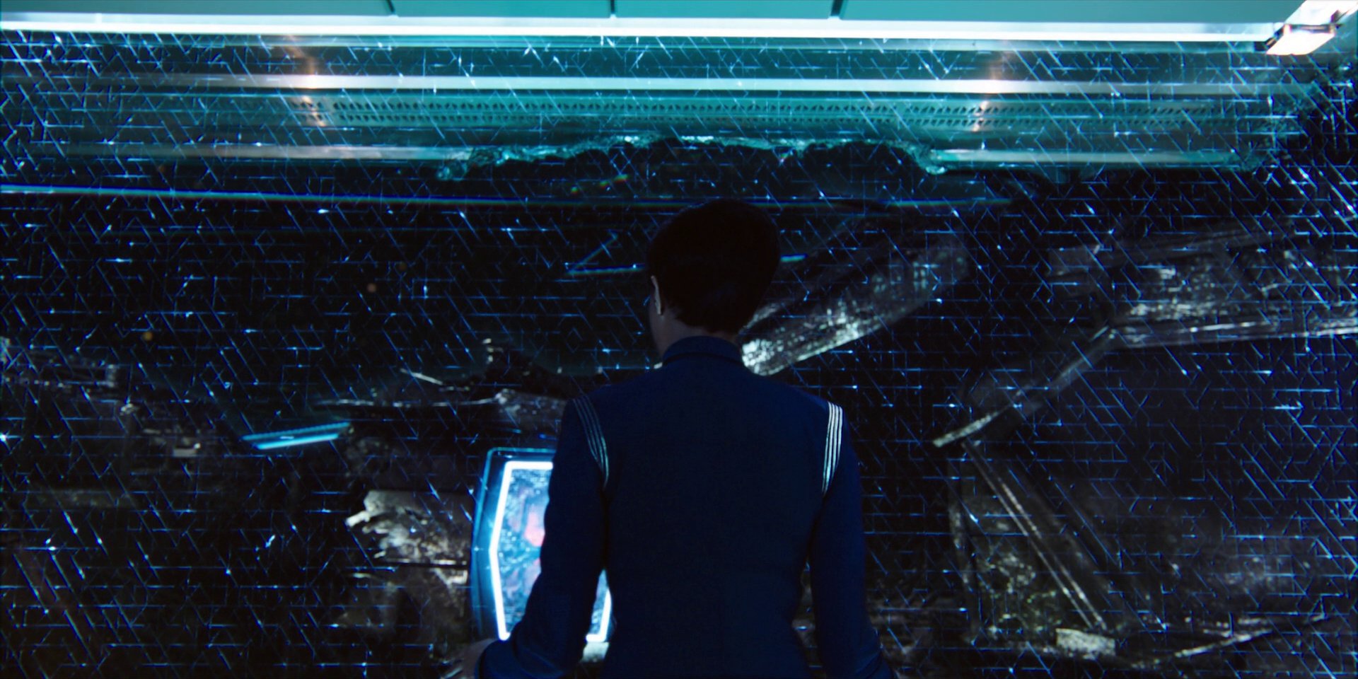 extant_StarTrekDiscovery_1x02-BattleAtTheBinaryStars_2752.jpg