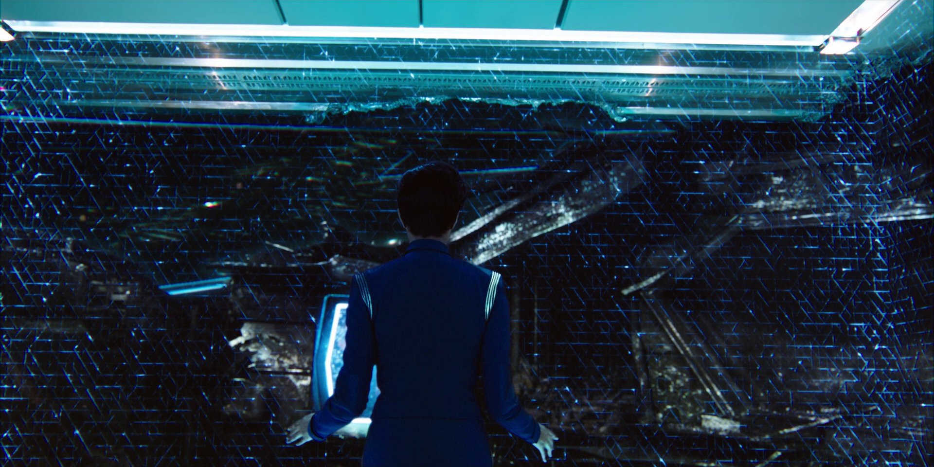 extant_StarTrekDiscovery_1x02-BattleAtTheBinaryStars_2755.jpg