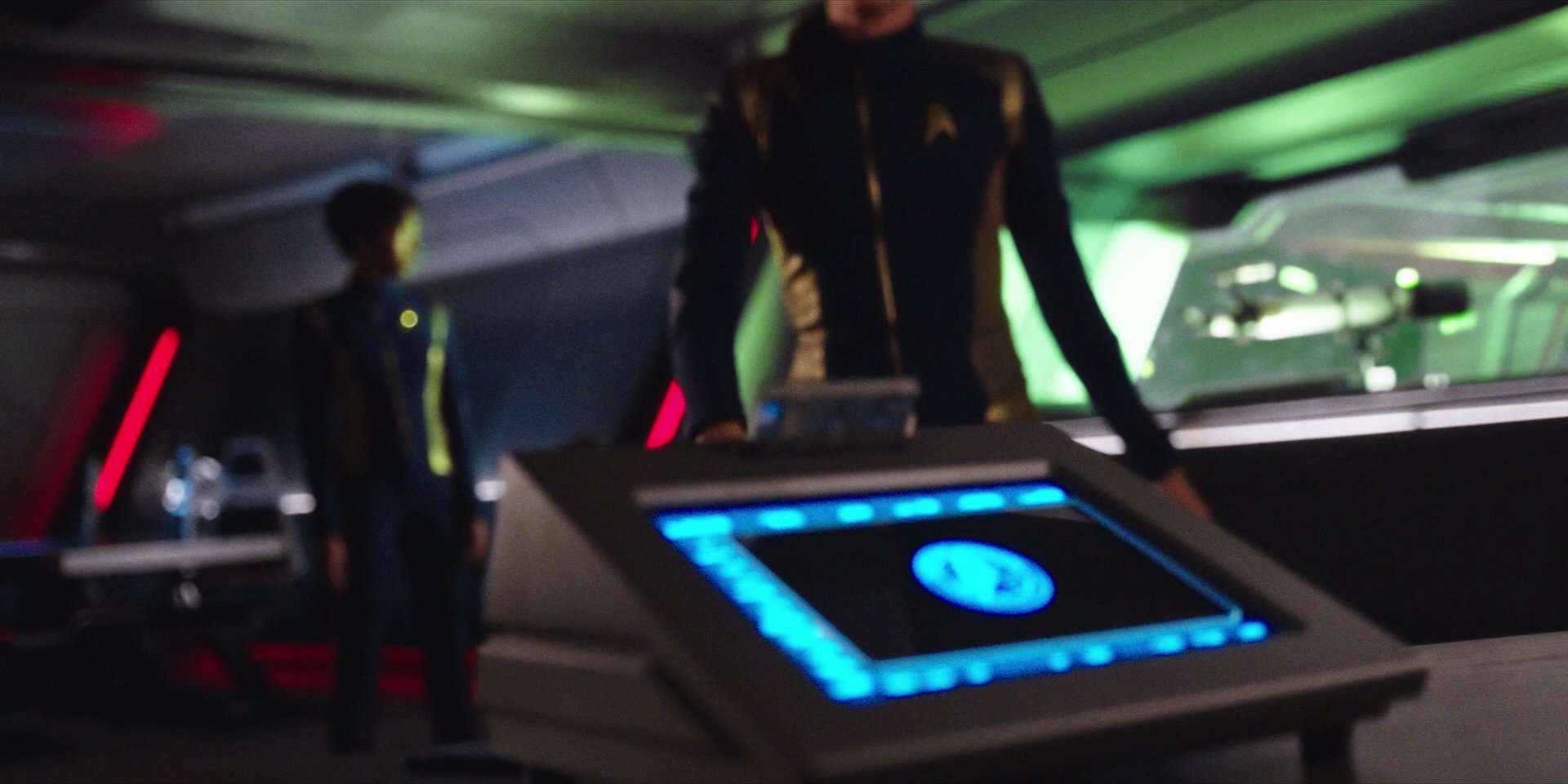 extant_StarTrekDiscovery_1x02-BattleAtTheBinaryStars_3278.jpg