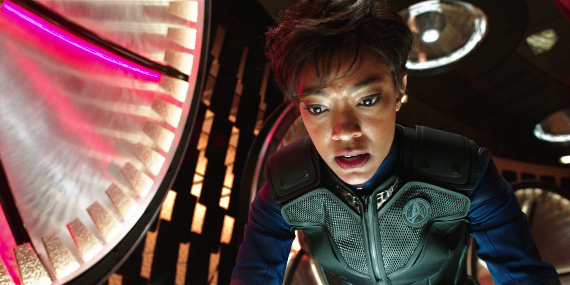 extant_StarTrekDiscovery_1x02-BattleAtTheBinaryStars_3750.jpg