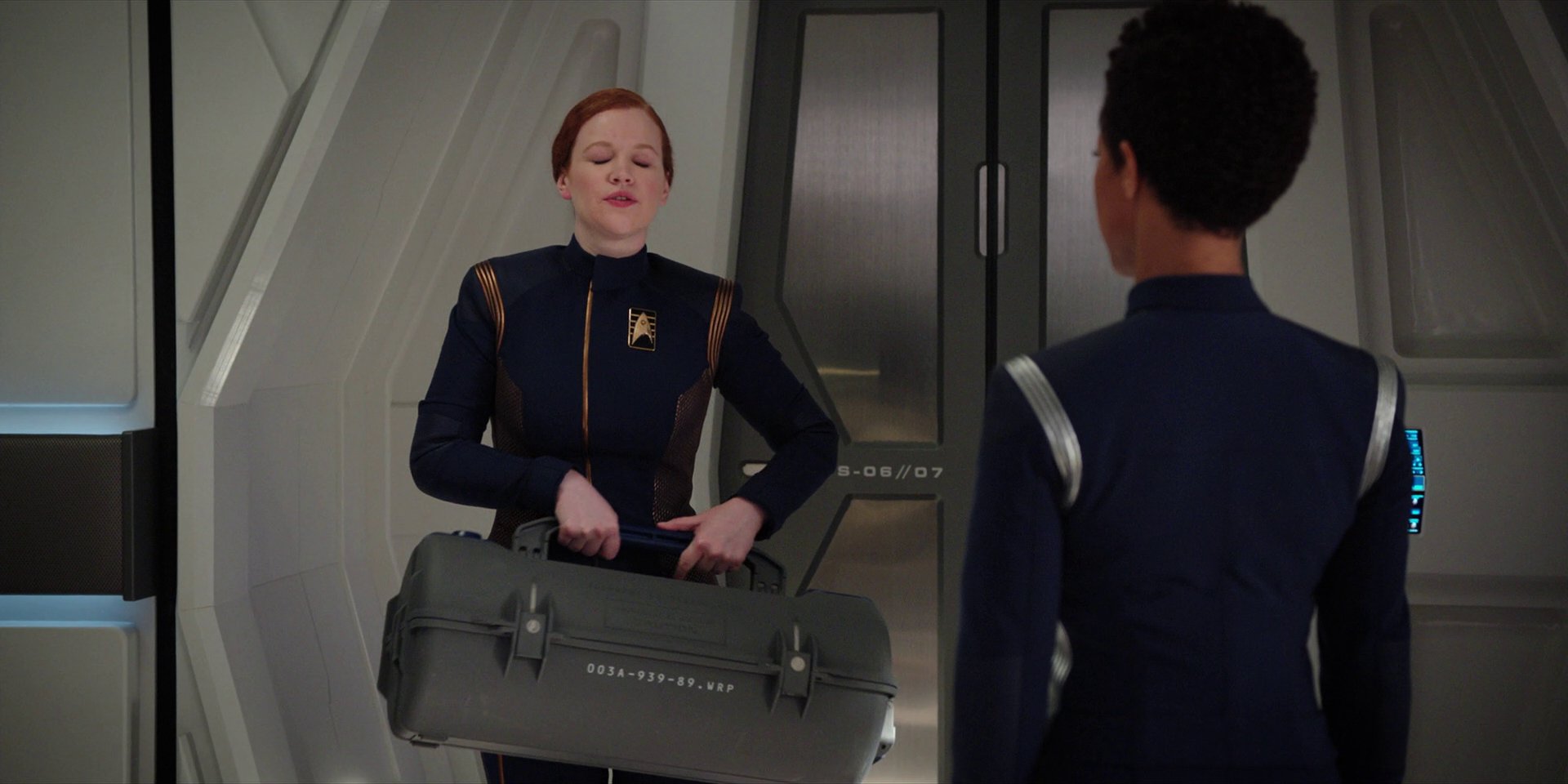 extant_StarTrekDiscovery_1x04-TheButchersKnifeCaresNotForTheLambsCry_0304.jpg